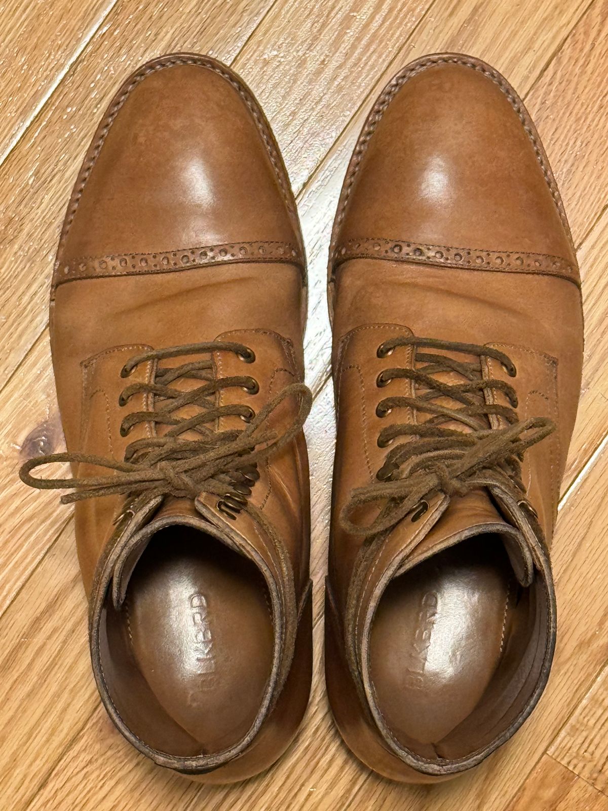 Photo by christianr on November 2, 2023 of the Blkbrd Shoemaker Rudiger Service Boot in Maryam Natural TPR Horsebutt.