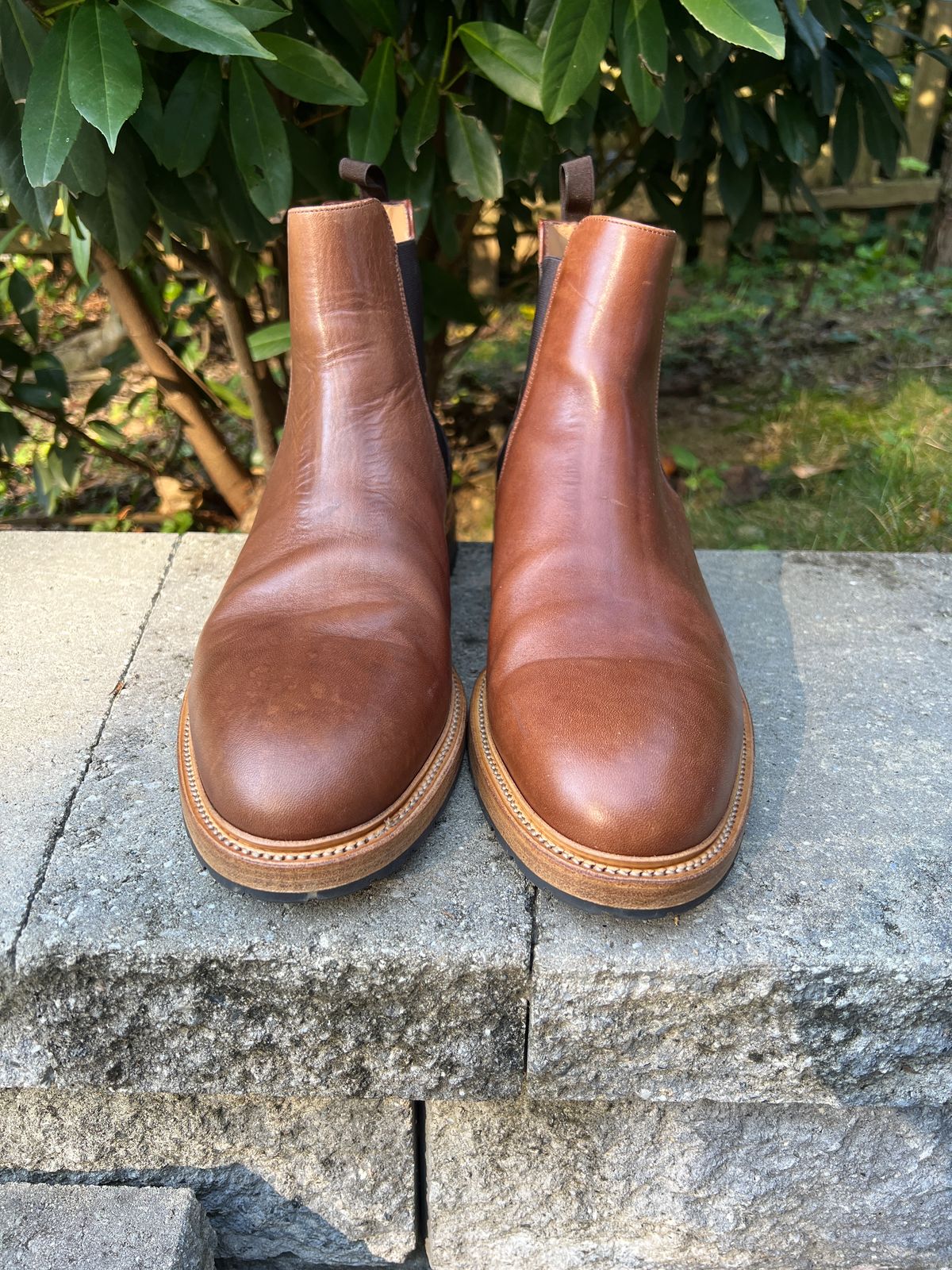 Photo by Benjamnb on October 14, 2024 of the Rider Boot Co. Fritz in Maryam Toscanello Horsebutt.