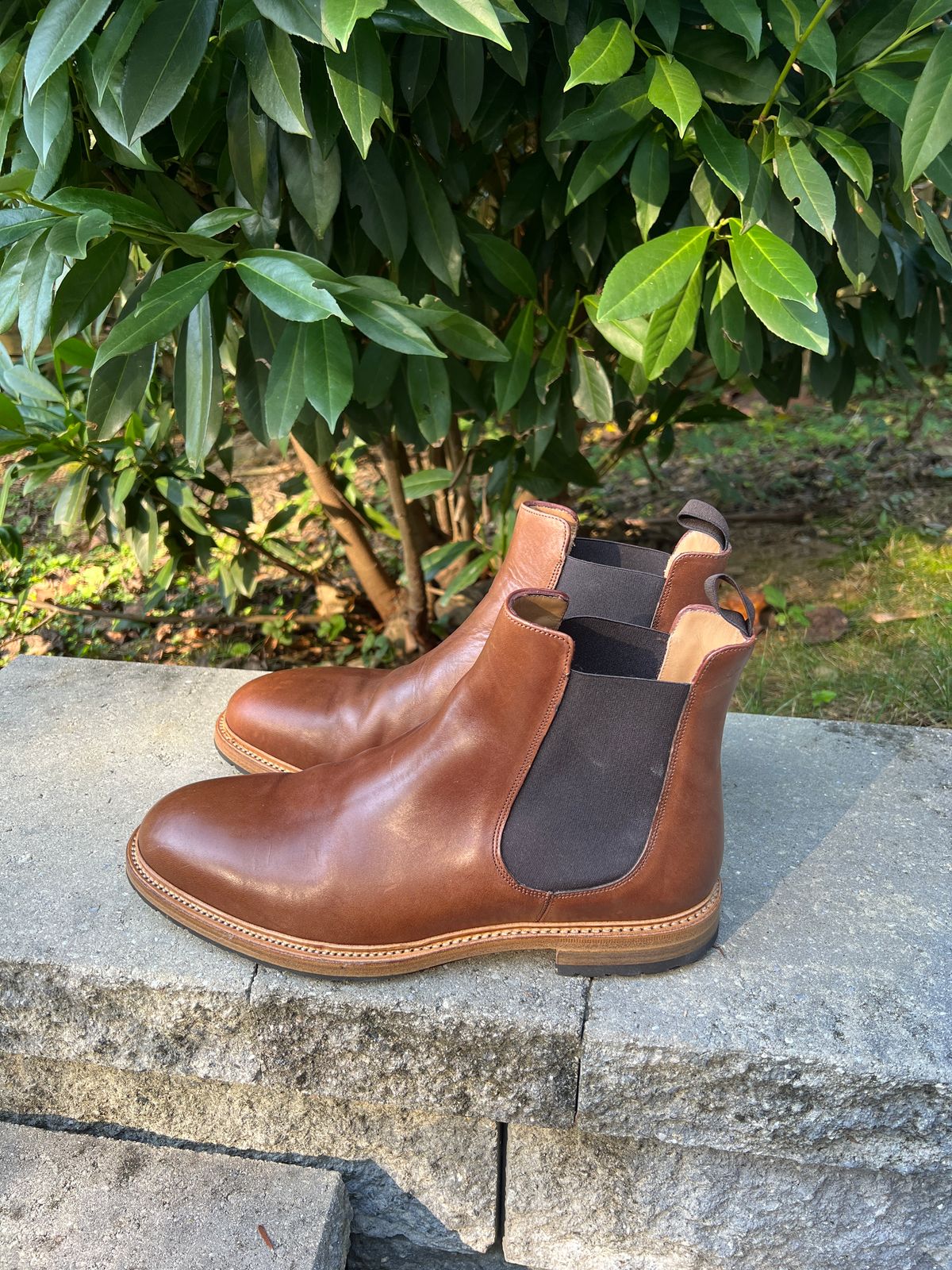 Photo by Benjamnb on October 14, 2024 of the Rider Boot Co. Fritz in Maryam Toscanello Horsebutt.