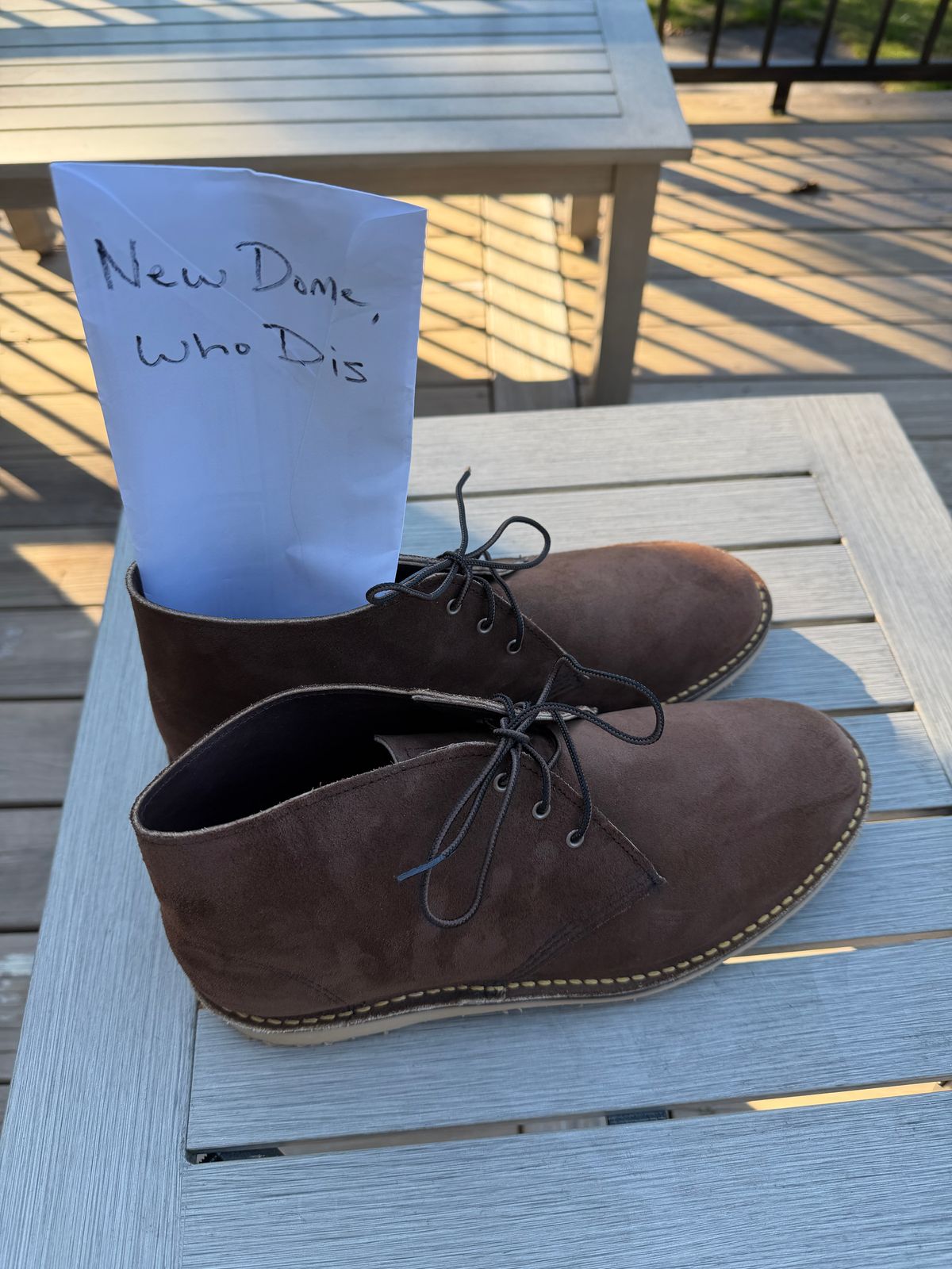 Photo by Benjamnb on October 1, 2025 of the Red Wing Weekender Chukka in Chocolate Muleskinner.