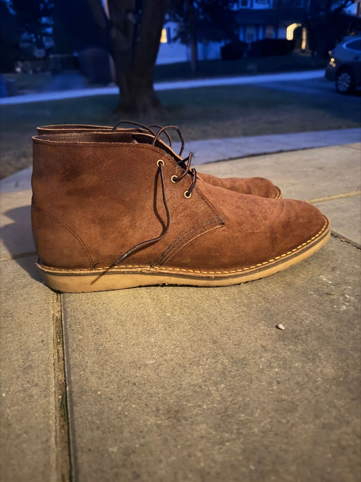 Photo by Benjamnb on January 4, 2026 of the Red Wing Weekender Chukka in Chocolate Muleskinner.