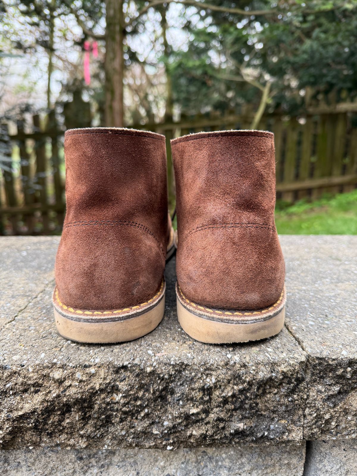 Photo by Benjamnb on April 3, 2026 of the Red Wing Weekender Chukka in Chocolate Muleskinner.