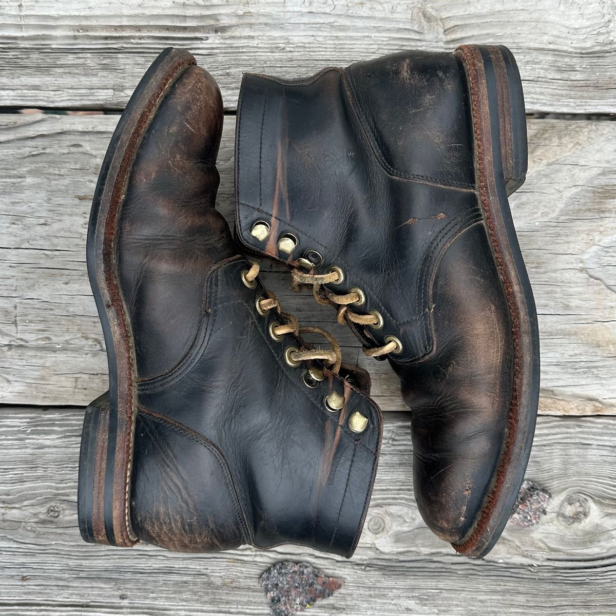 Photo by lydialove on April 1, 2024 of the Grant Stone Nora Boot in Horween Black Chromexcel.