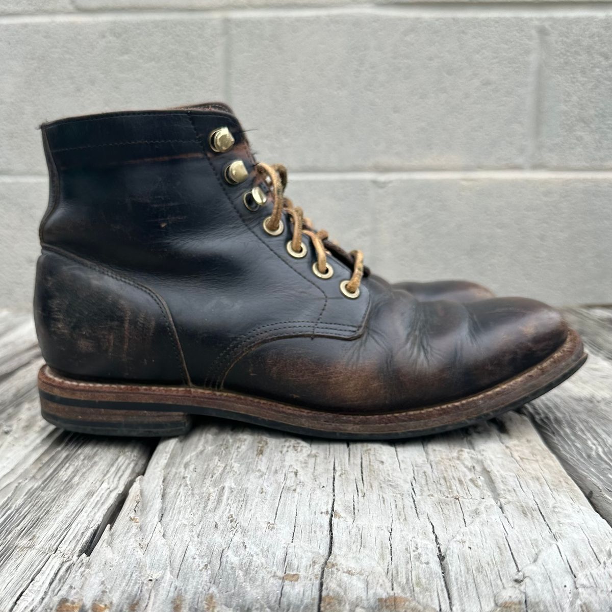 Photo by lydialove on April 1, 2024 of the Grant Stone Nora Boot in Horween Black Chromexcel.