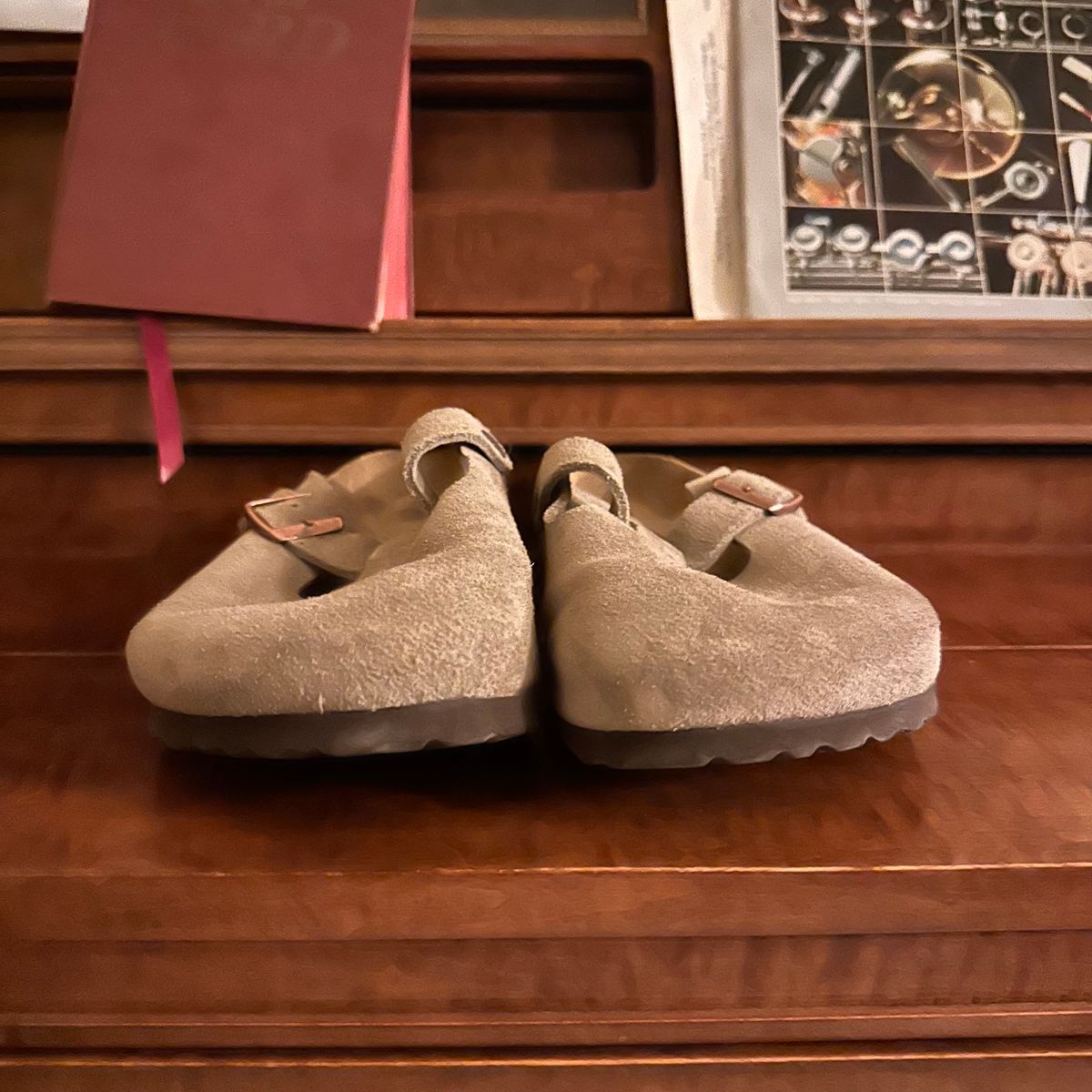 Photo by lydialove on November 9, 2023 of the Birkenstock Boston in Taupe Suede.