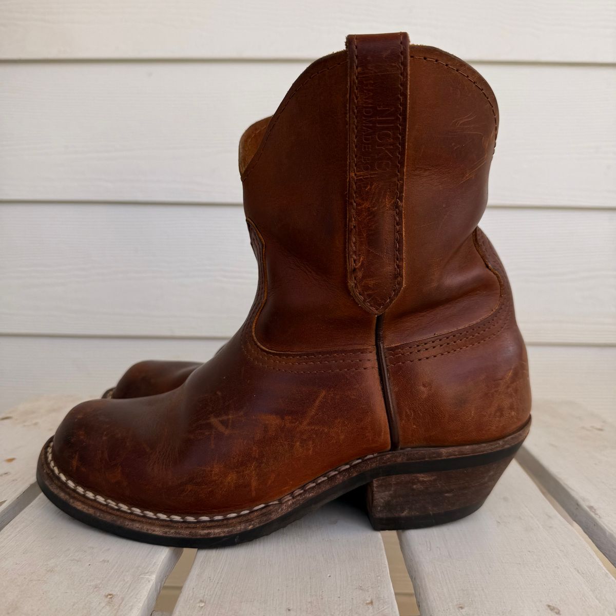 Photo by lydialove on January 4, 2026 of the Nicks Palouse in Horween Orange Predator.