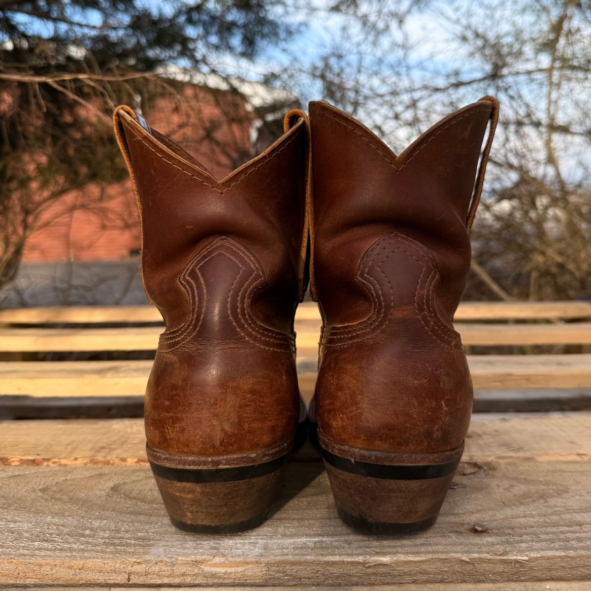Photo by lydialove on March 5, 2026 of the Nicks Palouse in Horween Orange Predator.