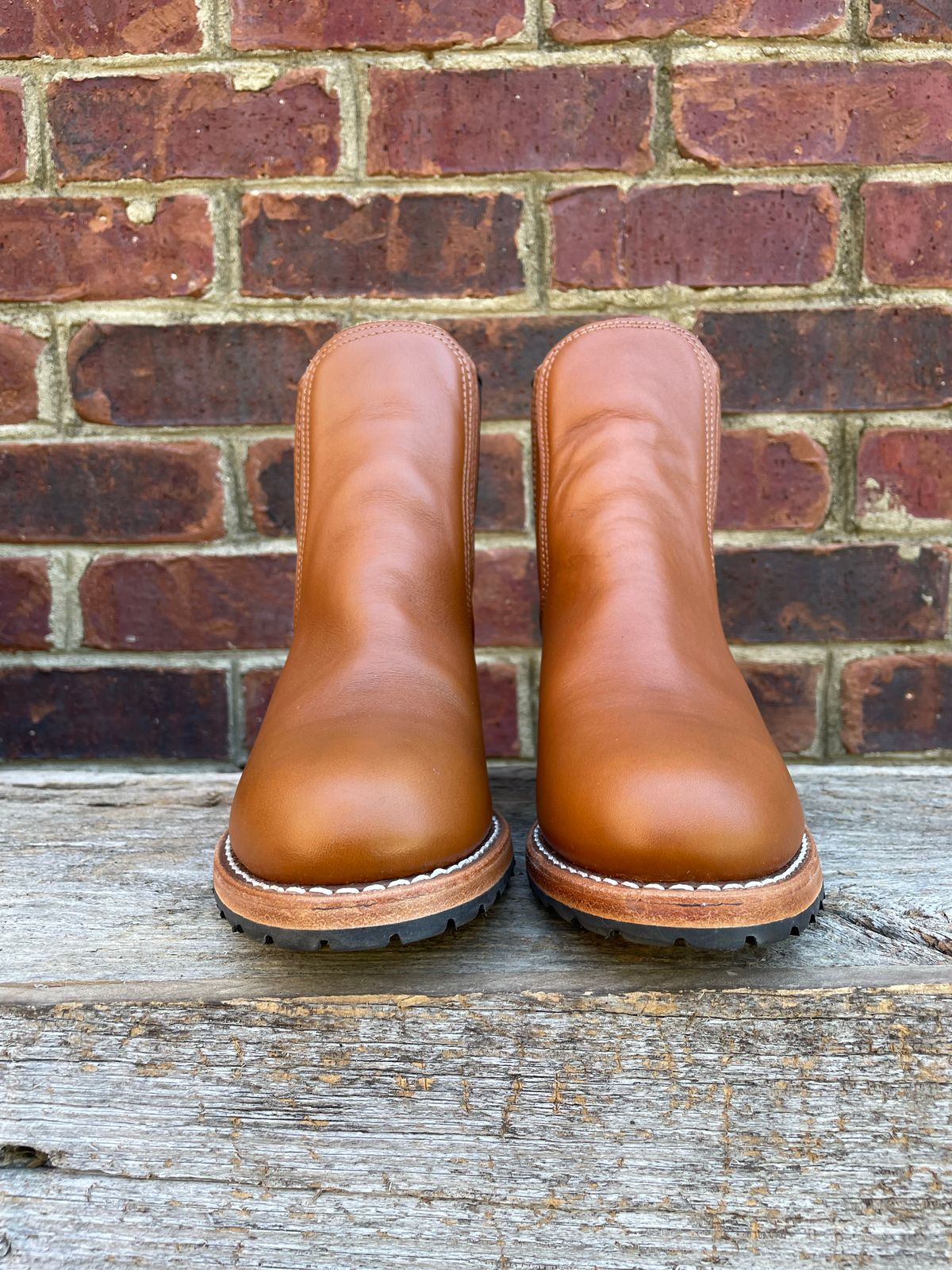Photo by lydialove on October 5, 2022 of the Red Wing Unlisted Model in Unlisted Leather.
