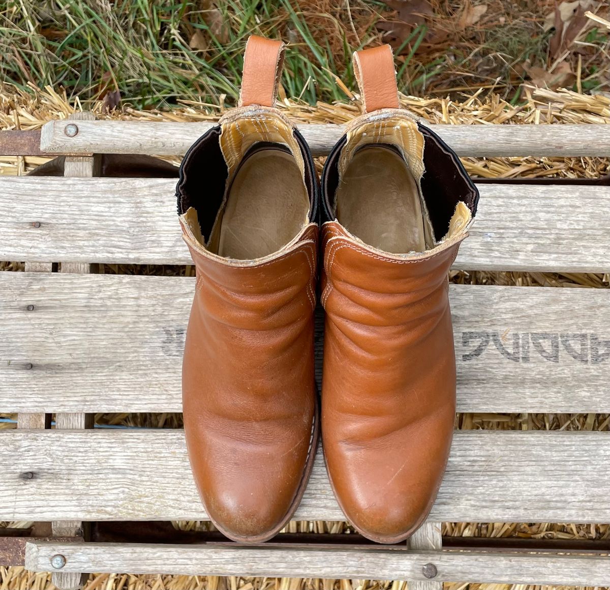 Photo by lydialove on December 4, 2022 of the Red Wing Unlisted Model in Unlisted Leather.