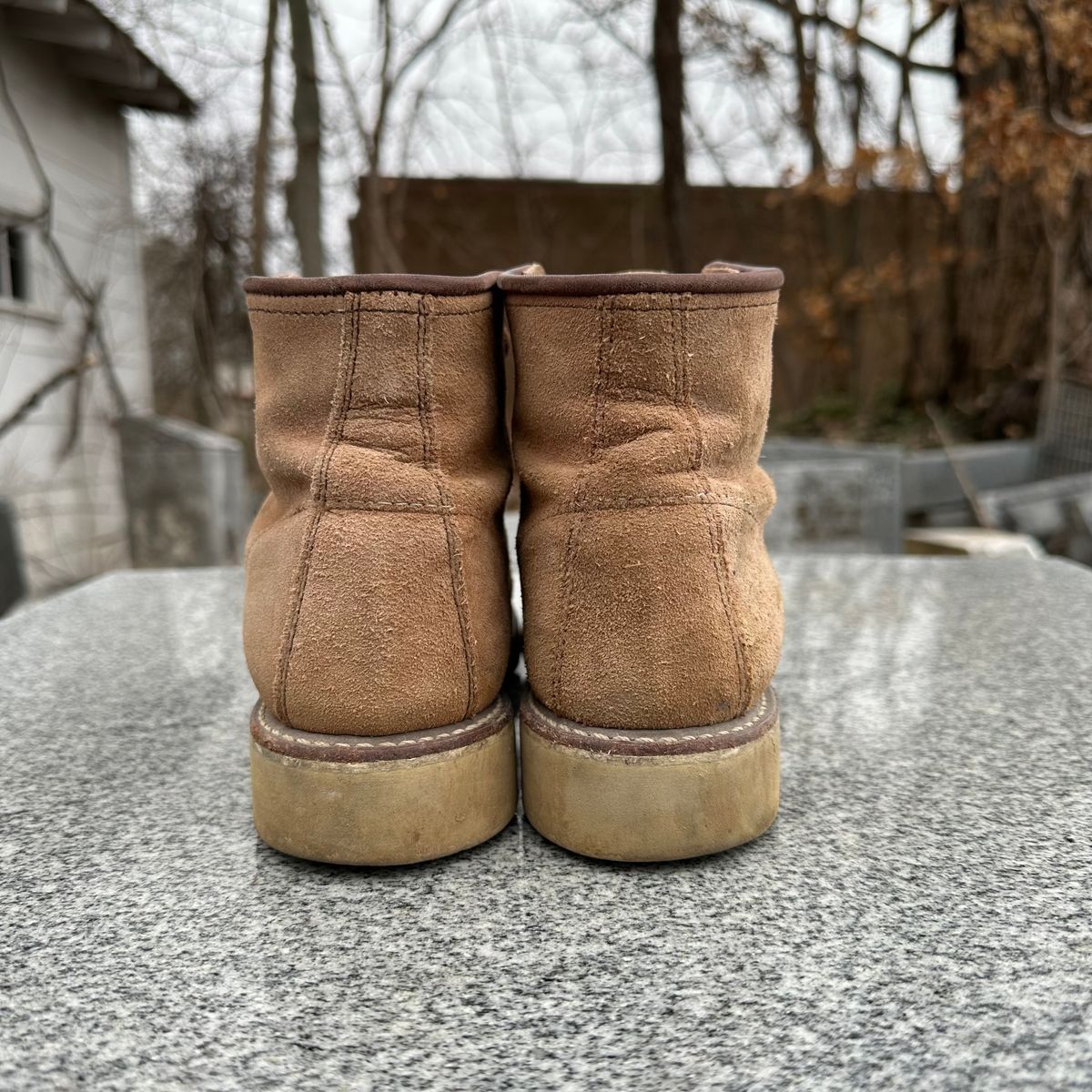 Photo by lydialove on February 5, 2025 of the Red Wing 6-Inch Classic Moc in Dusty Rose Roughout Abilene Leather.