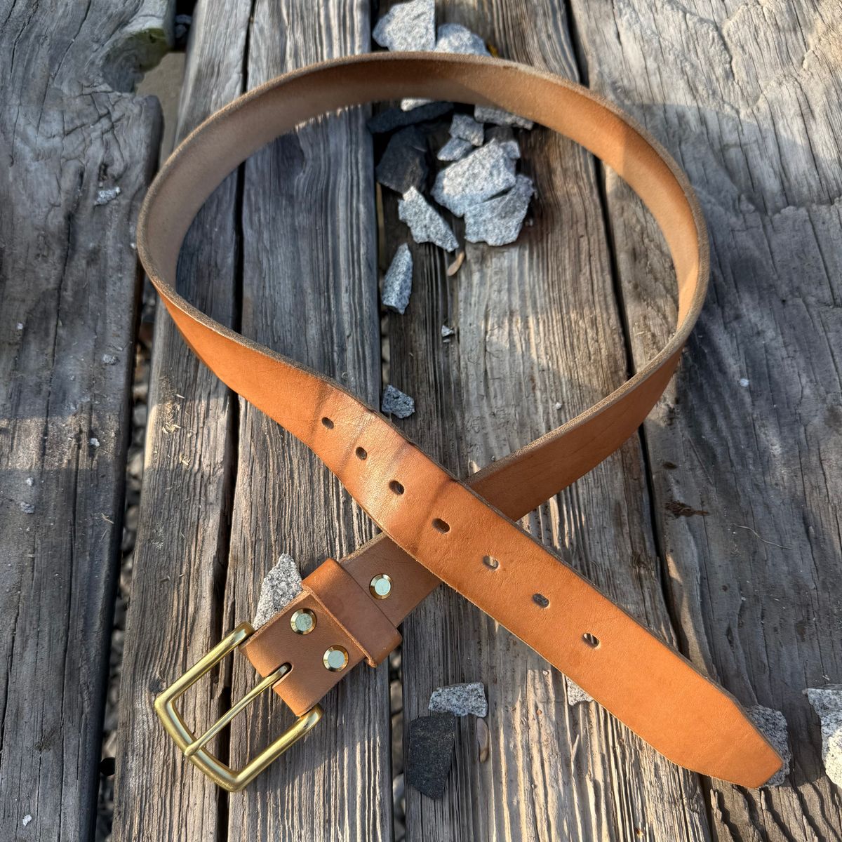 Photo by lydialove on April 3, 2026 of the Carmine Jack Leather Oak Bark Shipyard Belt in J&FJ Baker & Co Natural Bridle.