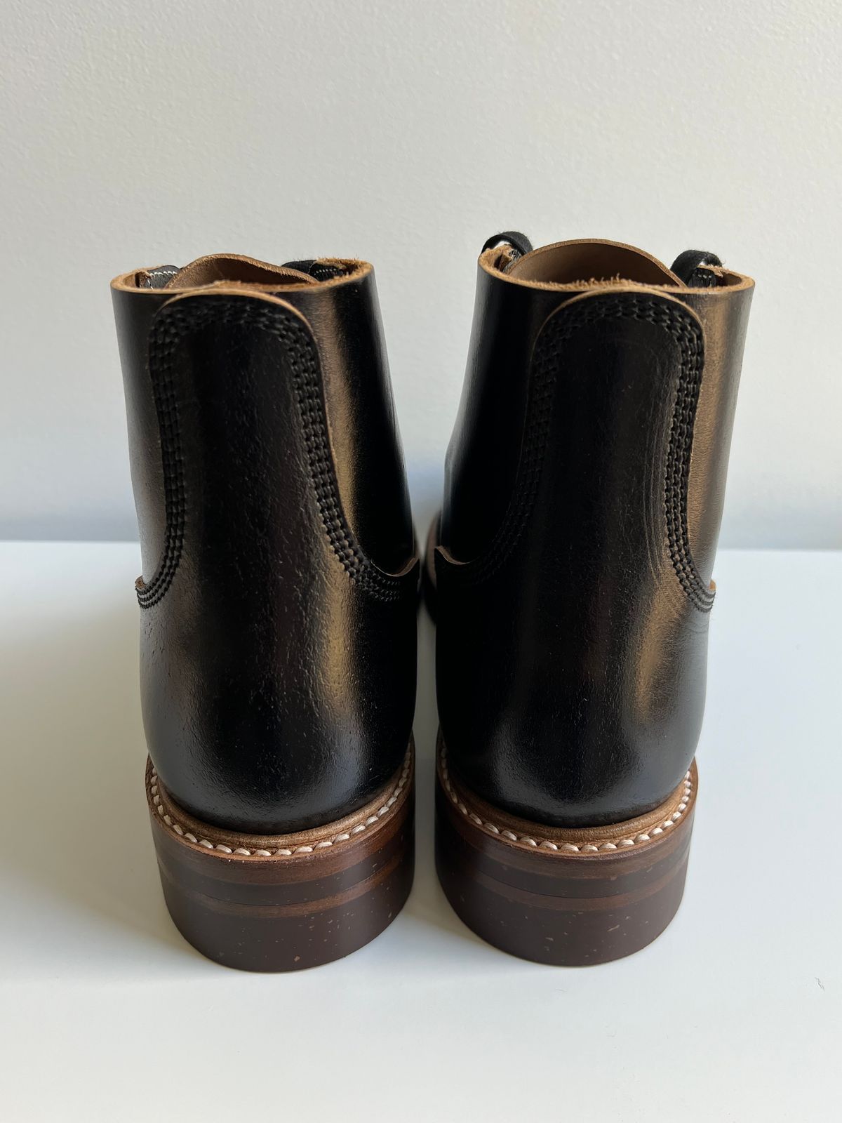 Photo by xb on October 2, 2023 of the John Lofgren M-43 Service Shoes in Shinki Black Teacore Horsebutt.