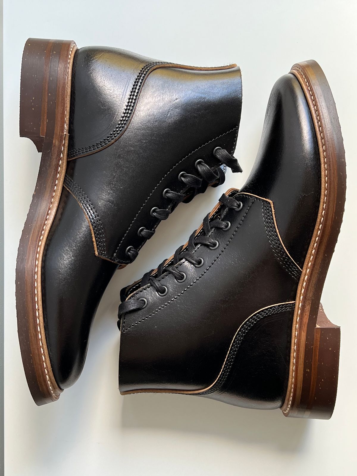 Photo by xb on October 2, 2023 of the John Lofgren M-43 Service Shoes in Shinki Black Teacore Horsebutt.