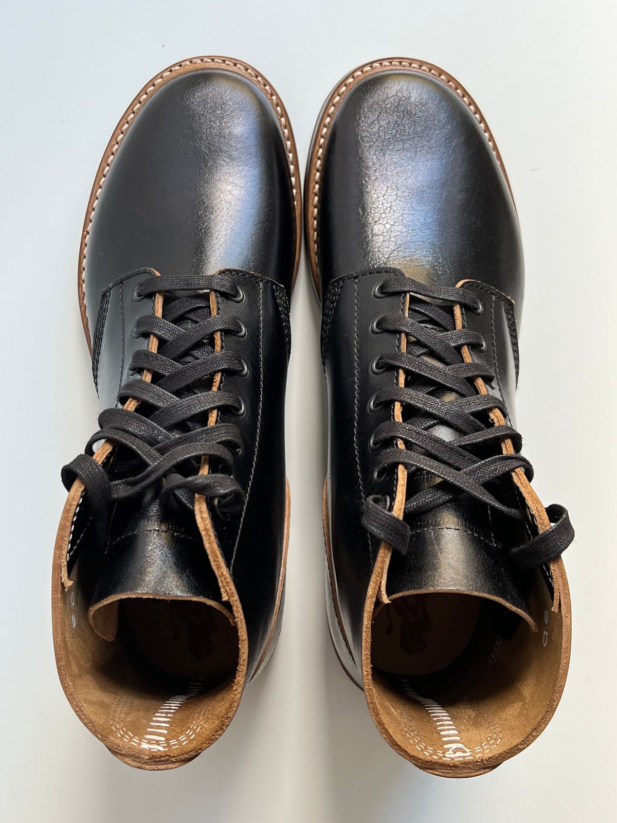 Photo by xb on October 2, 2023 of the John Lofgren M-43 Service Shoes in Shinki Black Teacore Horsebutt.