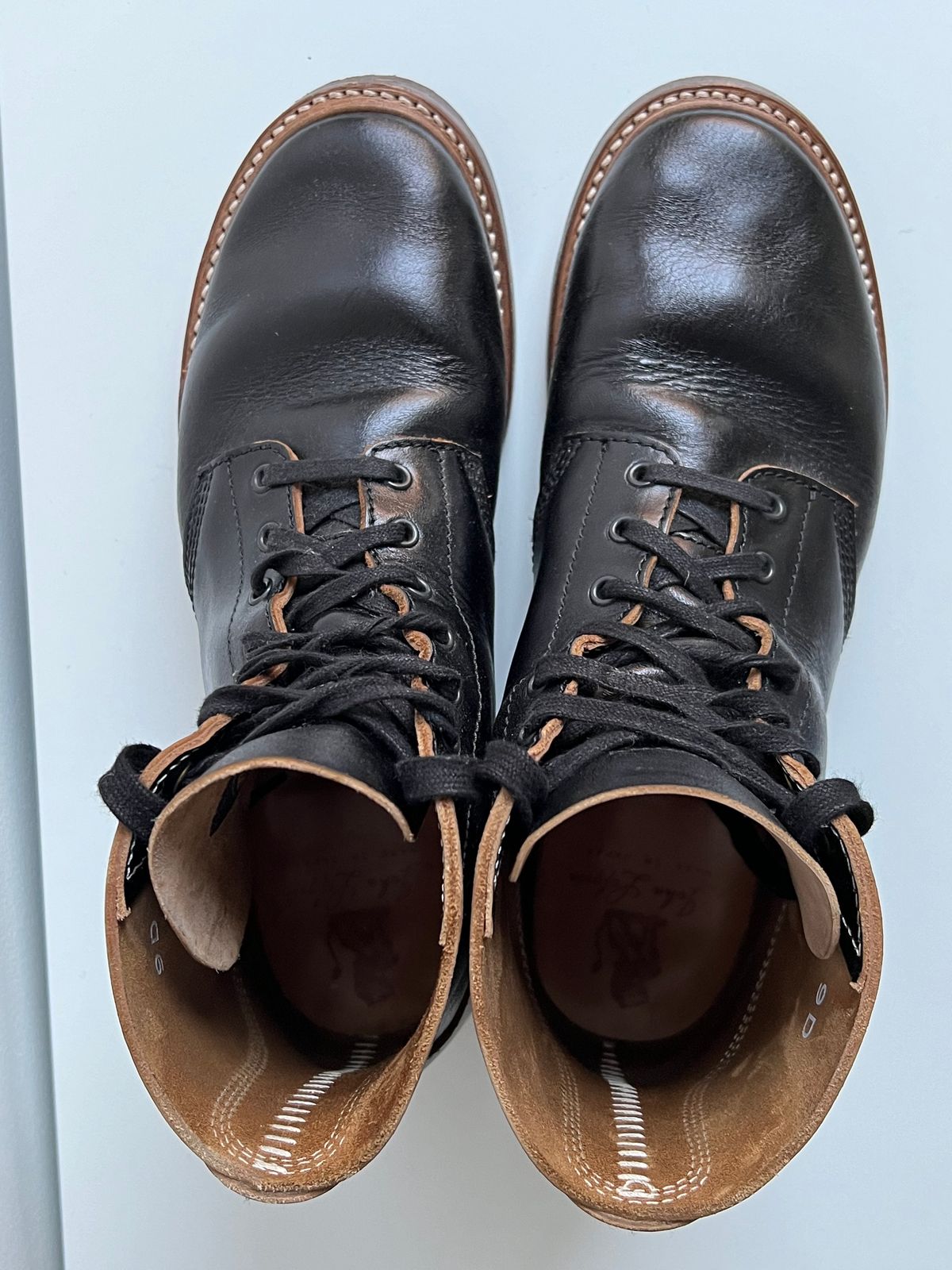 Photo by xb on November 7, 2023 of the John Lofgren M-43 Service Shoes in Shinki Black Teacore Horsebutt.