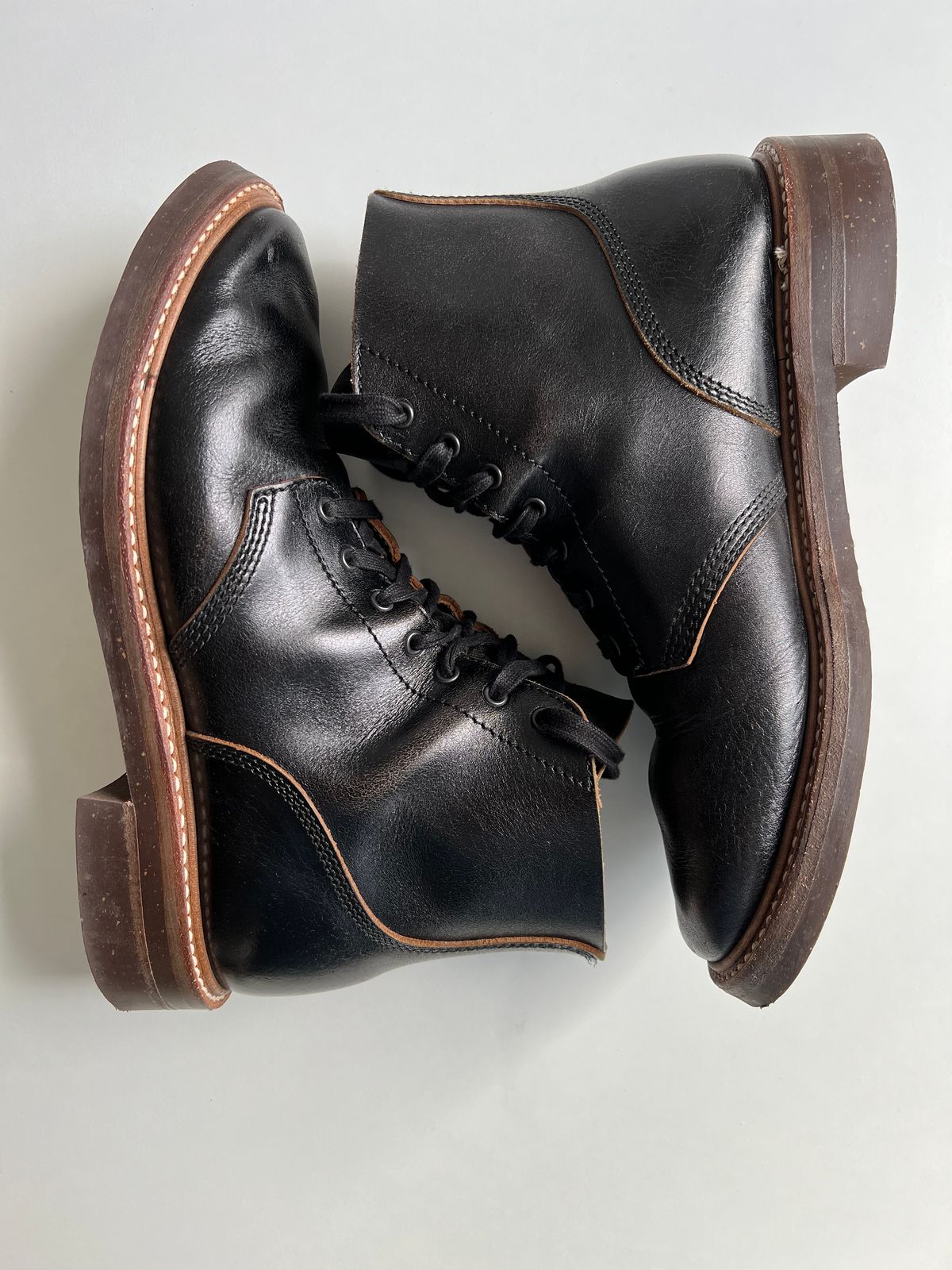 Photo by xb on April 5, 2024 of the John Lofgren M-43 Service Shoes in Shinki Black Teacore Horsebutt.