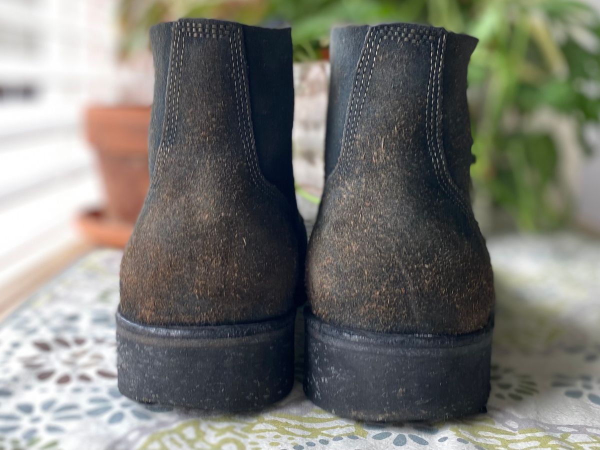 Photo by erratic on April 1, 2023 of the Oak Street Bootmakers Field Boot in Horween Natural Indigo Chromexcel Roughout.