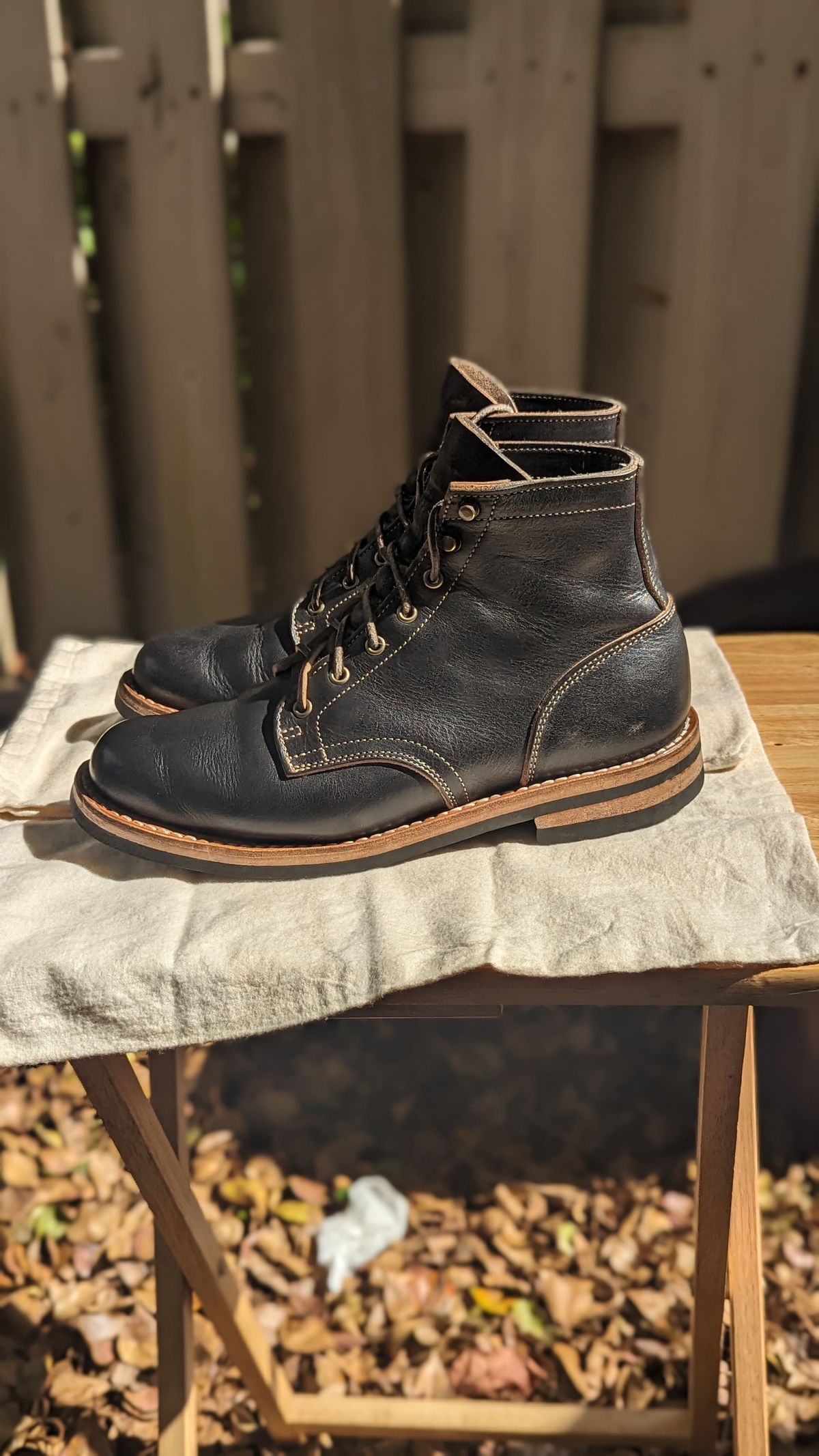 Photo by Briansbootpage on November 2, 2023 of the Truman Service Boot in Black Teacore.