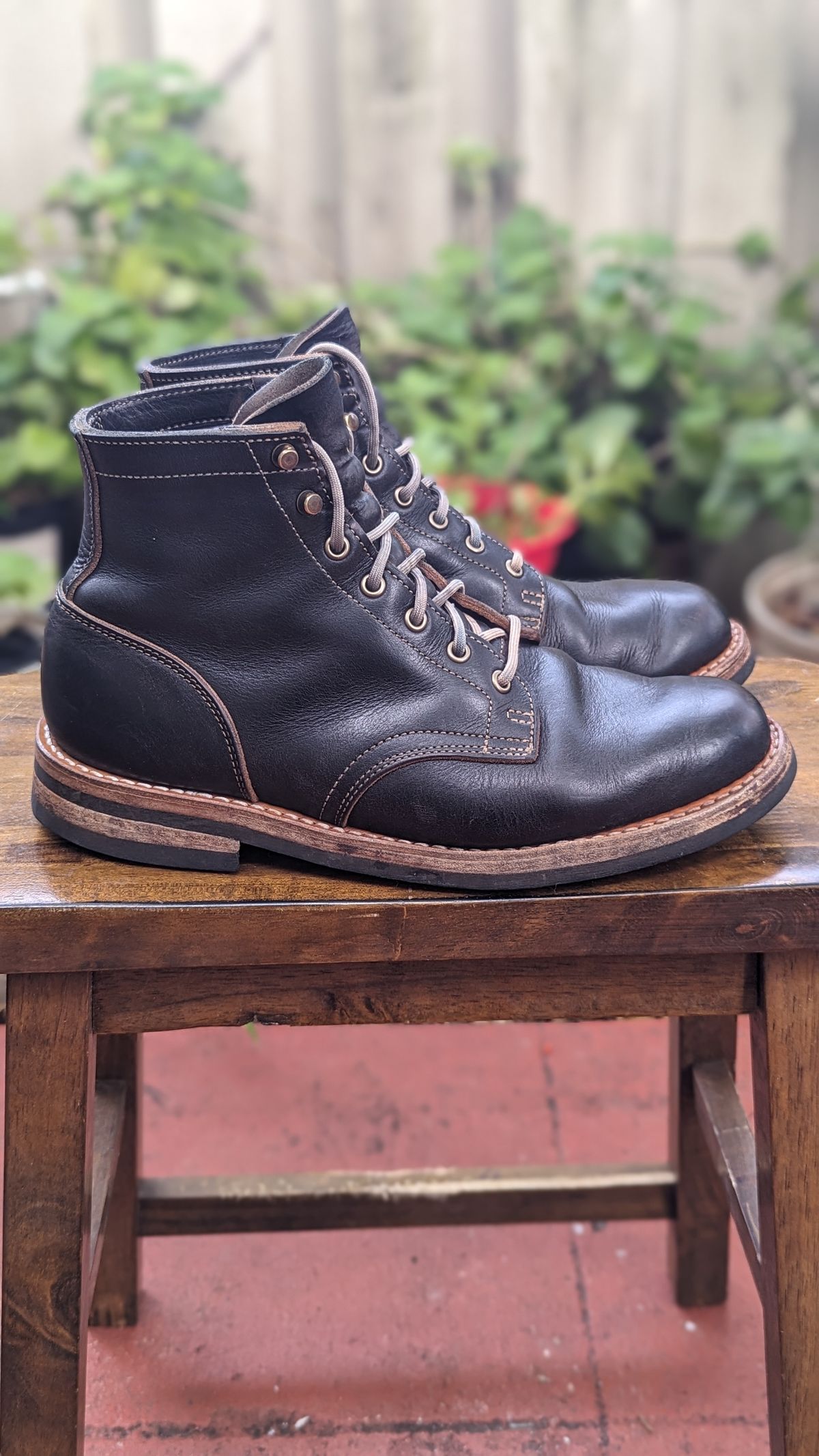 Photo by Briansbootpage on January 2, 2024 of the Truman Service Boot in Black Teacore.