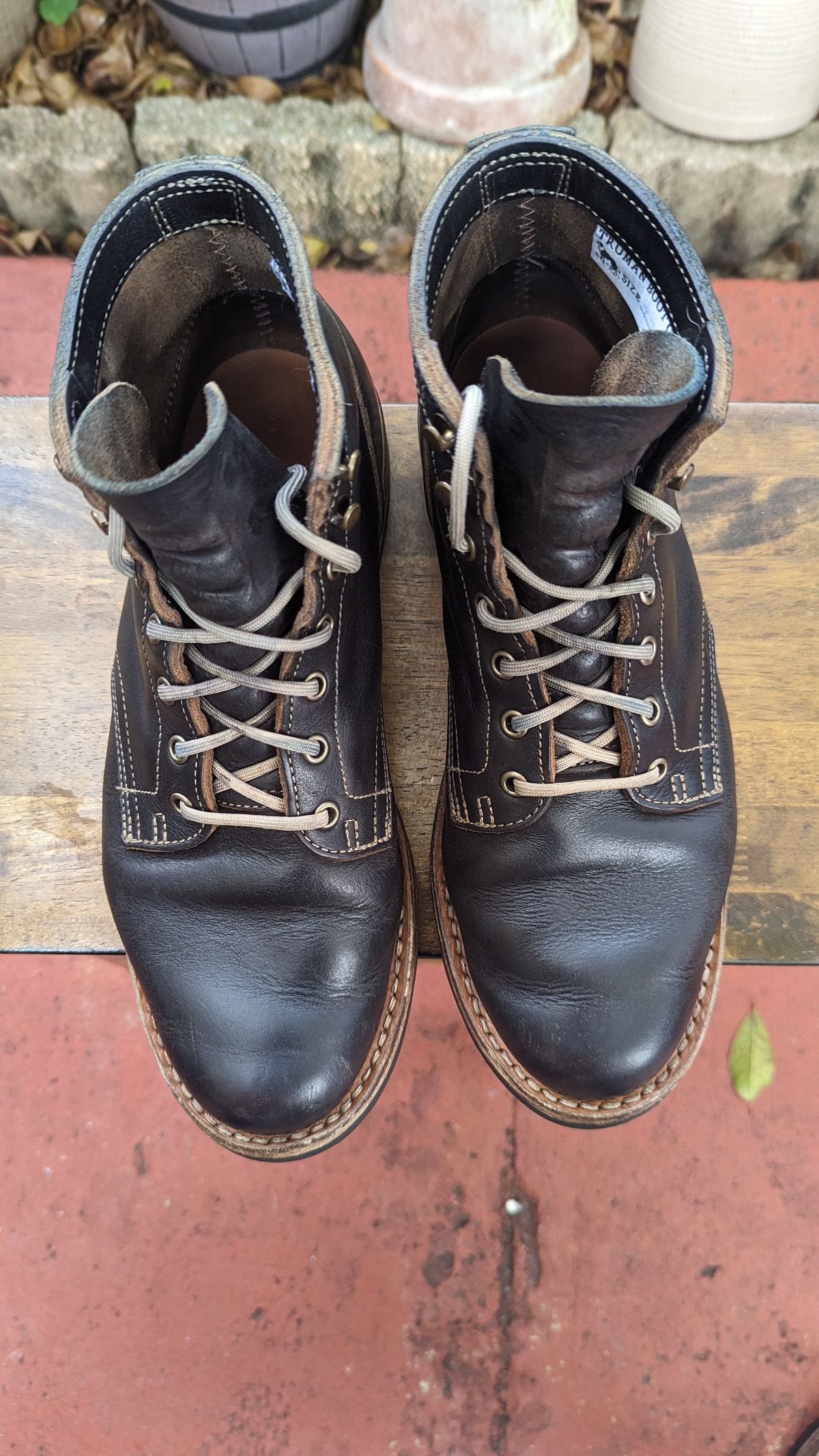 Photo by Briansbootpage on January 2, 2024 of the Truman Service Boot in Black Teacore.