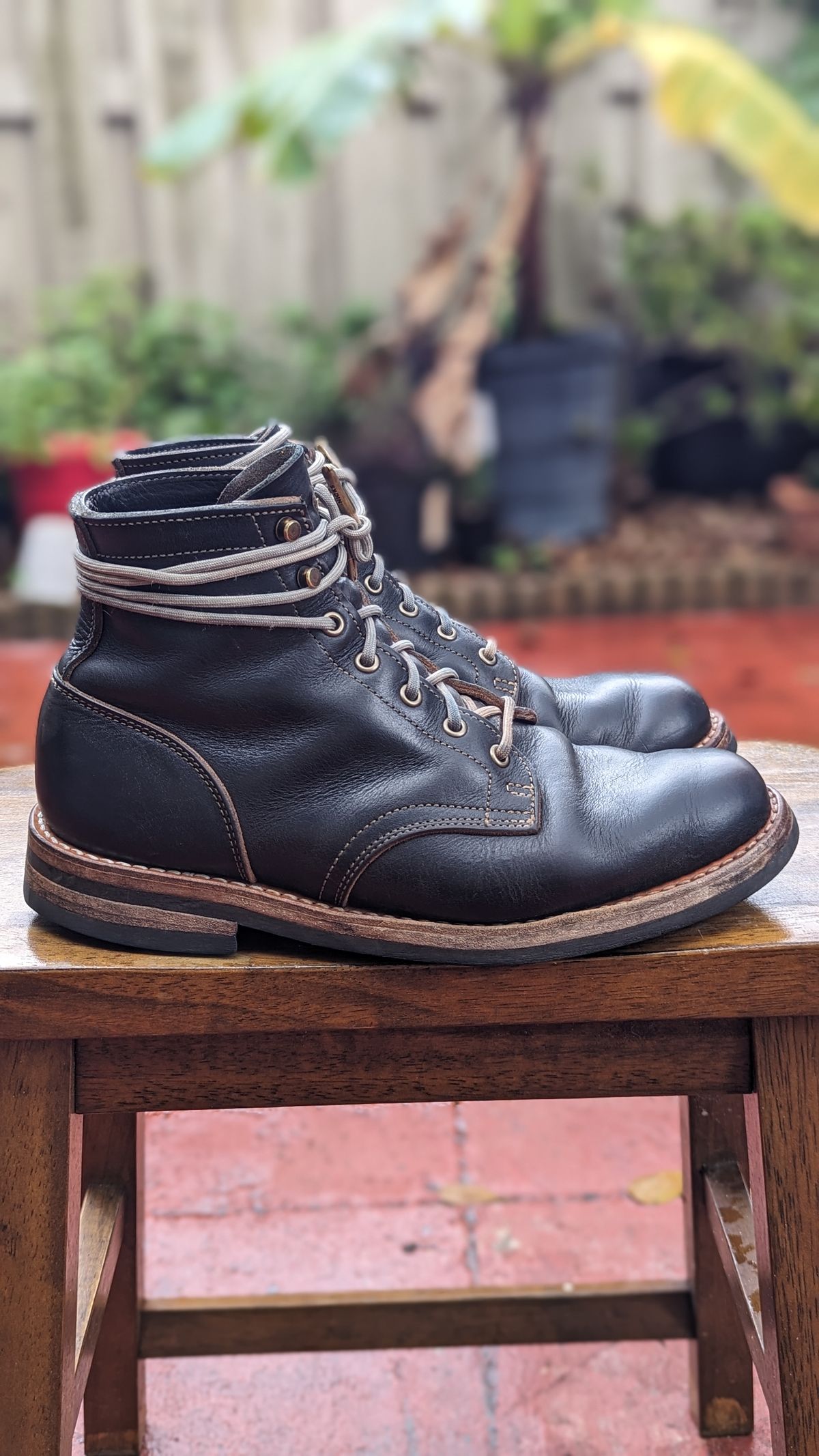 Photo by Briansbootpage on February 5, 2024 of the Truman Service Boot in Black Teacore.