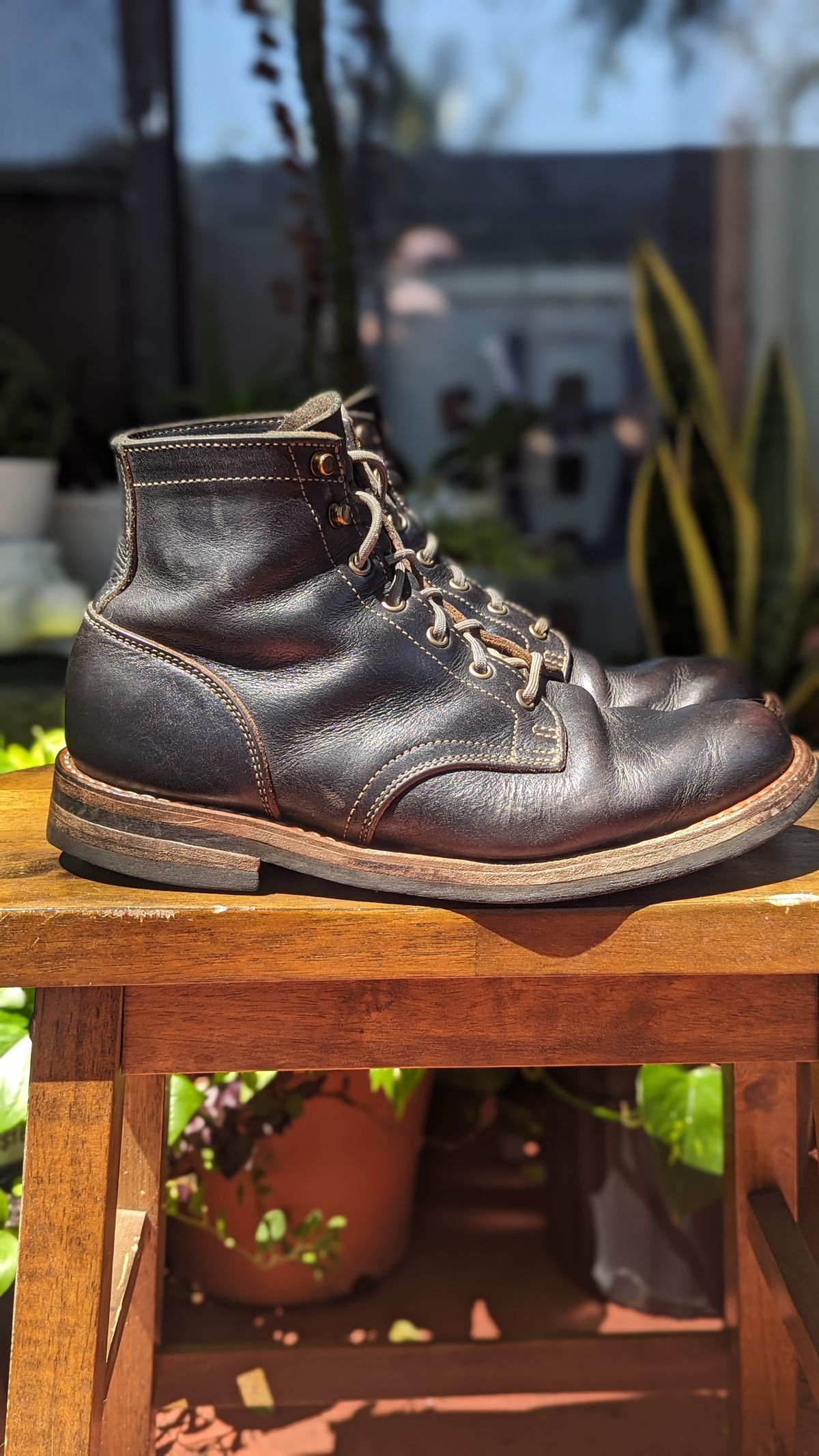 Photo by Briansbootpage on April 5, 2024 of the Truman Service Boot in Black Teacore.