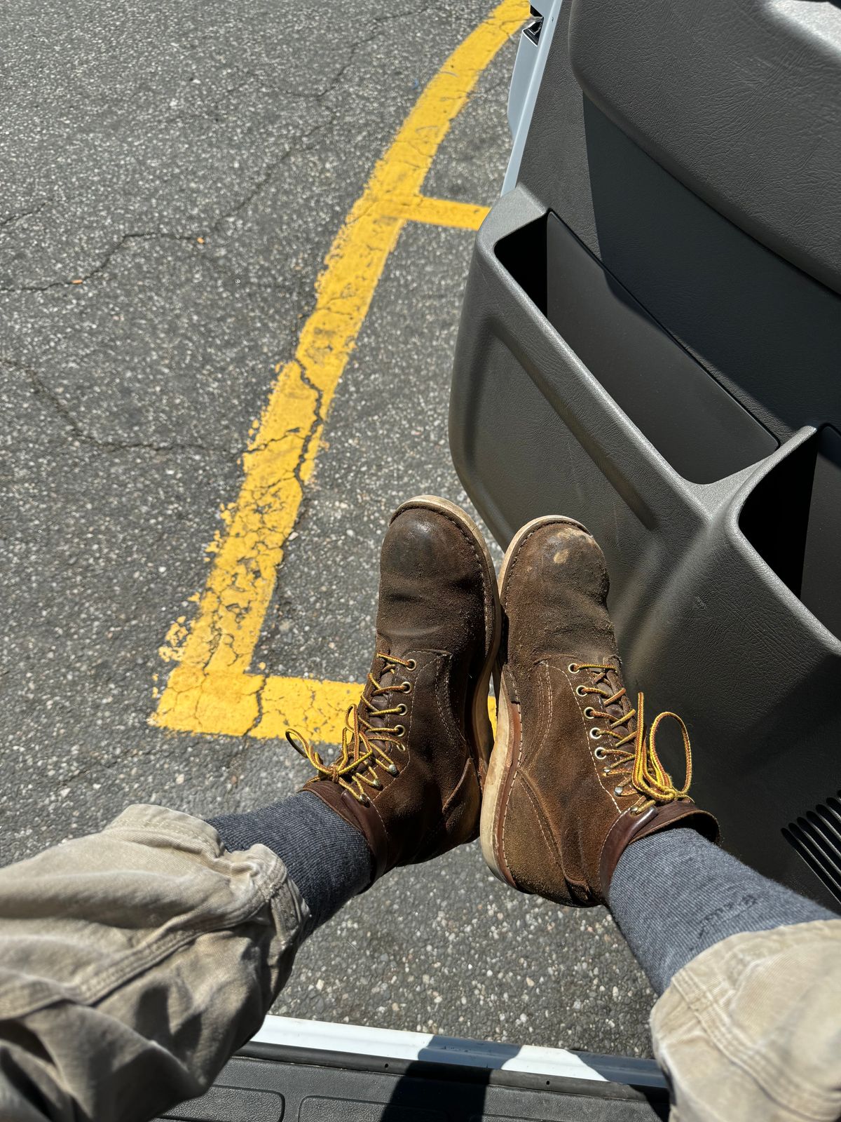 Photo by P2K on May 2, 2024 of the White's Foreman in Brown Distress.