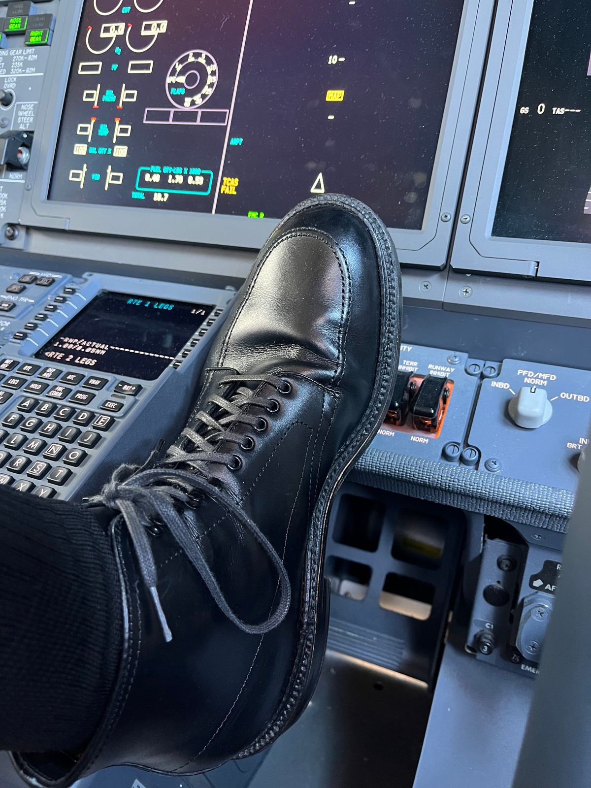 Photo by (deleted user) on December 22, 2023 of the Alden Indy Boot in Black Calfskin.