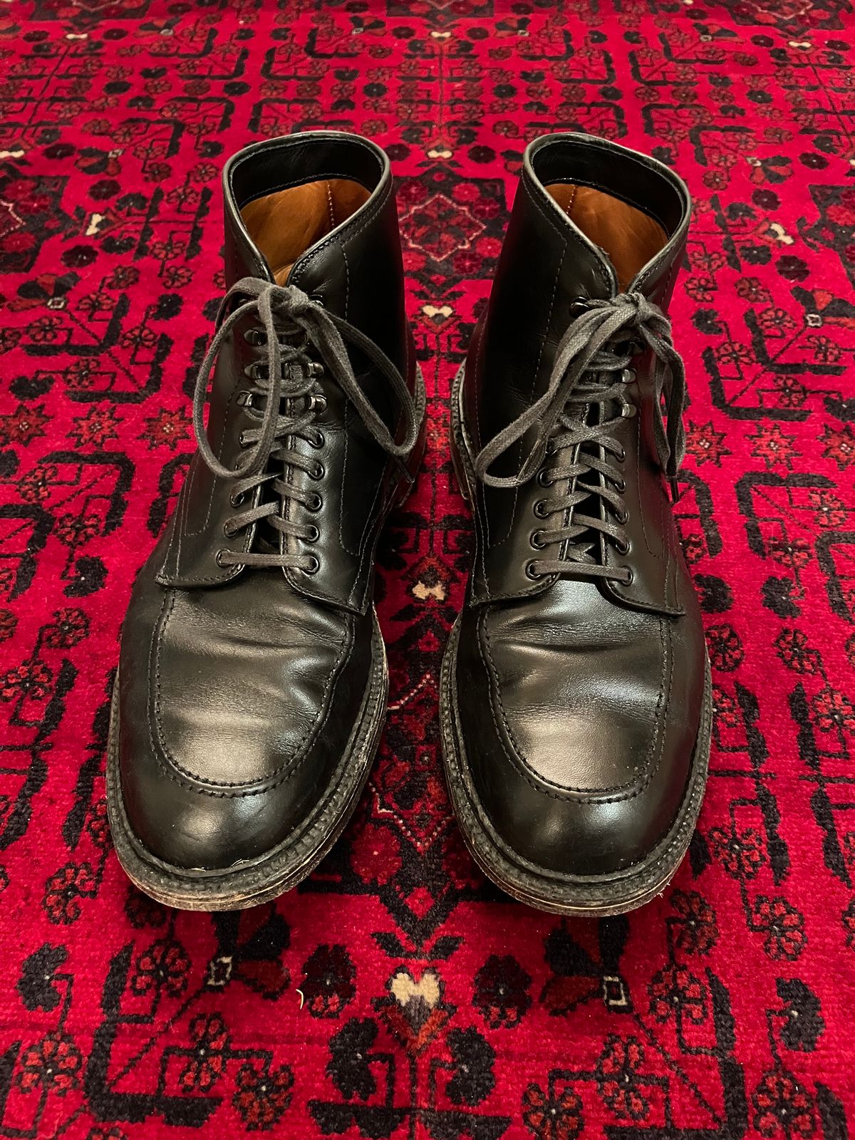 Photo by (deleted user) on April 6, 2024 of the Alden Indy Boot in Black Calfskin.