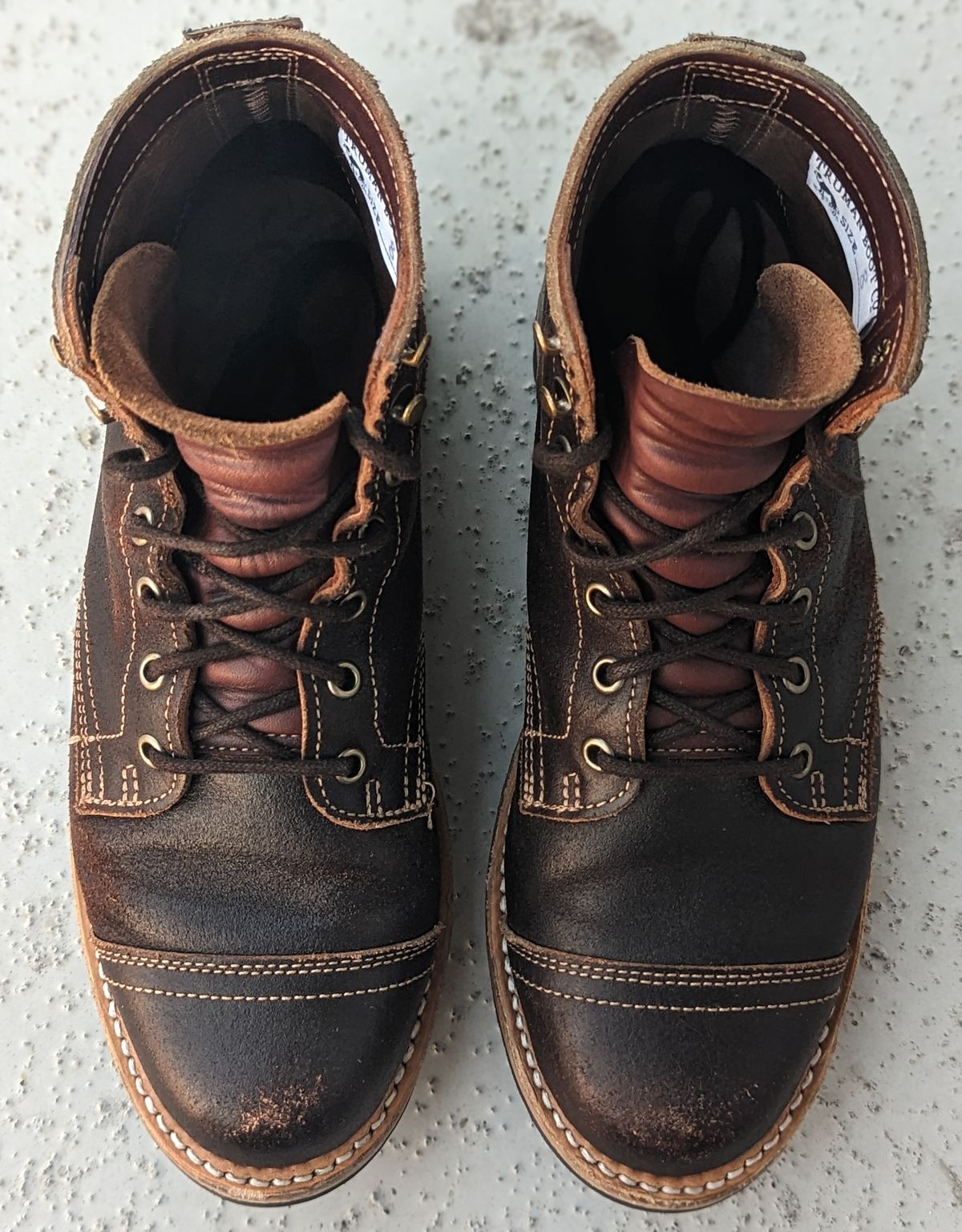Photo by vpaladino on December 5, 2022 of the Truman Unlisted Model in Horween Java Waxed Flesh.