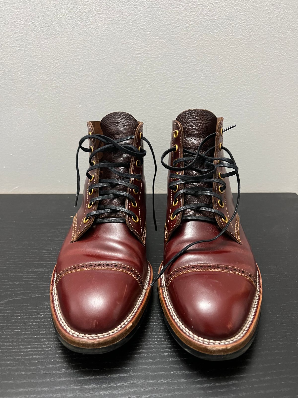 Photo by color_ate on December 5, 2022 of the Iron Boots Devil Dog in Unlisted Leather.
