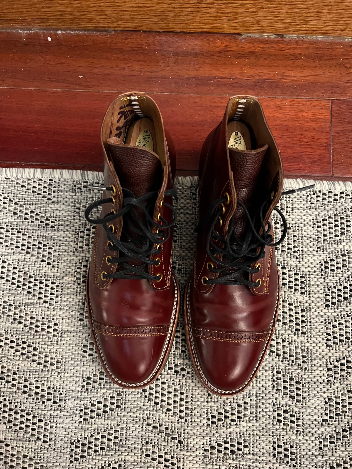 Photo by color_ate on January 5, 2023 of the Iron Boots Devil Dog in Unlisted Leather.