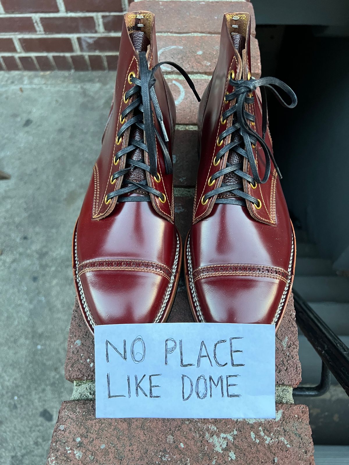 Photo by color_ate on November 6, 2022 of the Iron Boots Devil Dog in Unlisted Leather.