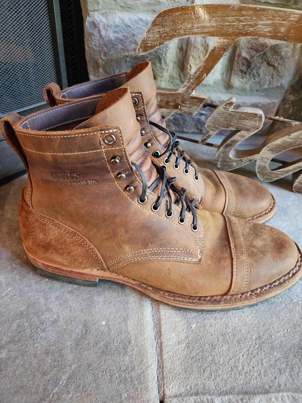 Photo by ChrisreedTN on November 6, 2022 of the White's MP-Sherman Toe Cap in Unknown Leather.