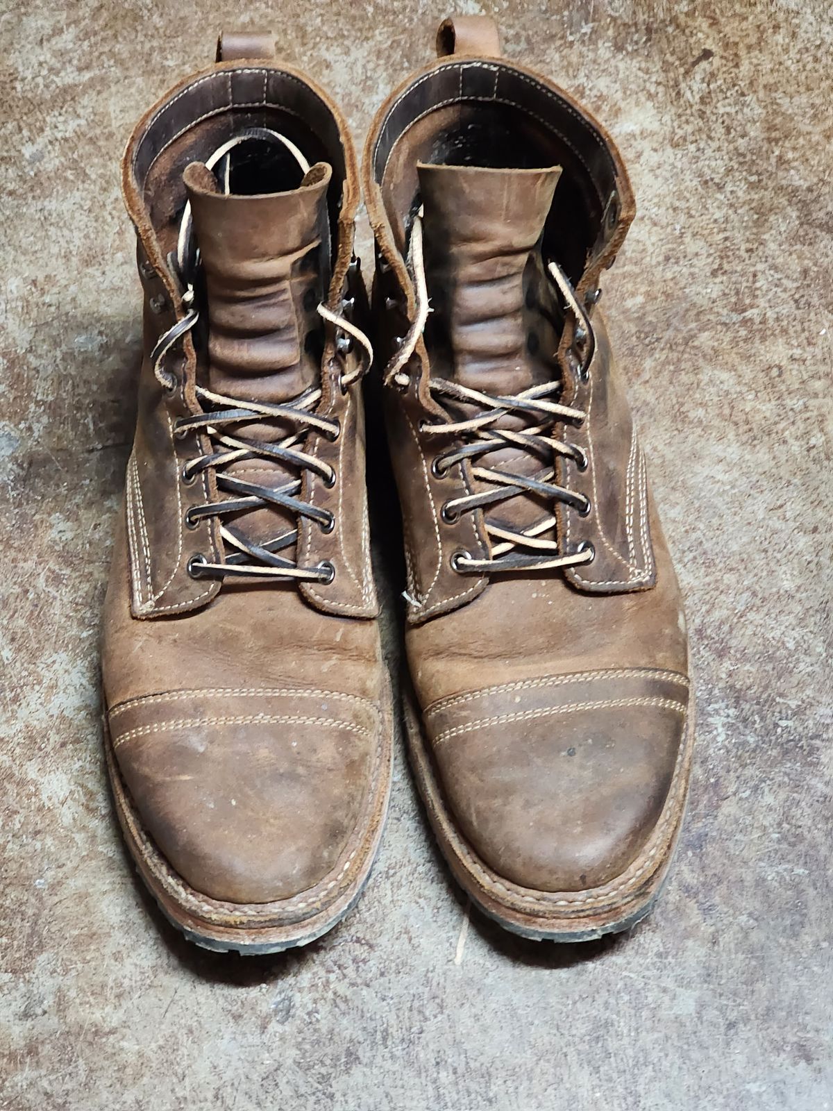 Photo by ChrisreedTN on March 6, 2023 of the White's MP-Sherman Toe Cap in Unknown Leather.