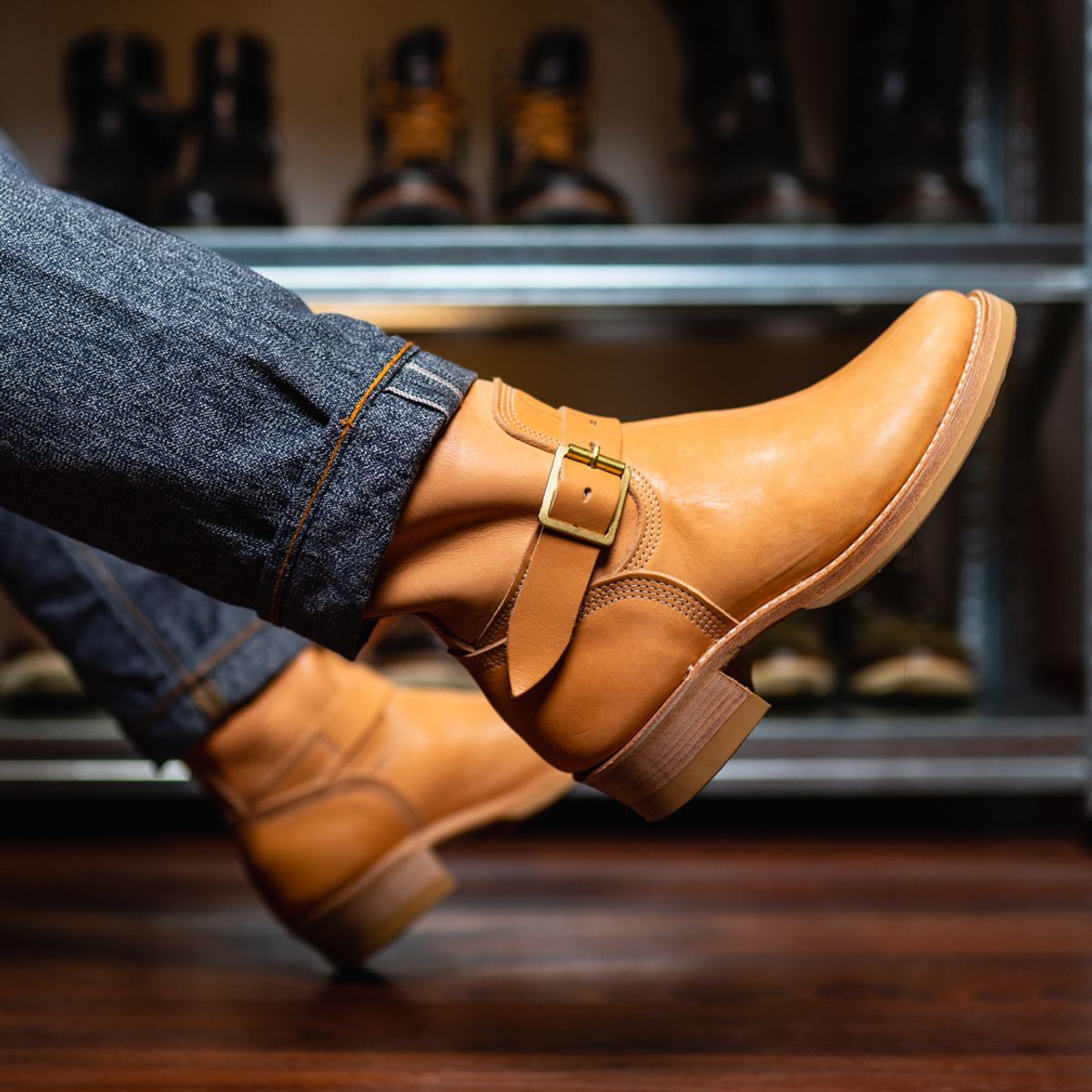 Photo by NeverGoneCG on September 30, 2022 of the Role Club Engineer Boots in Horween Natural Essex.