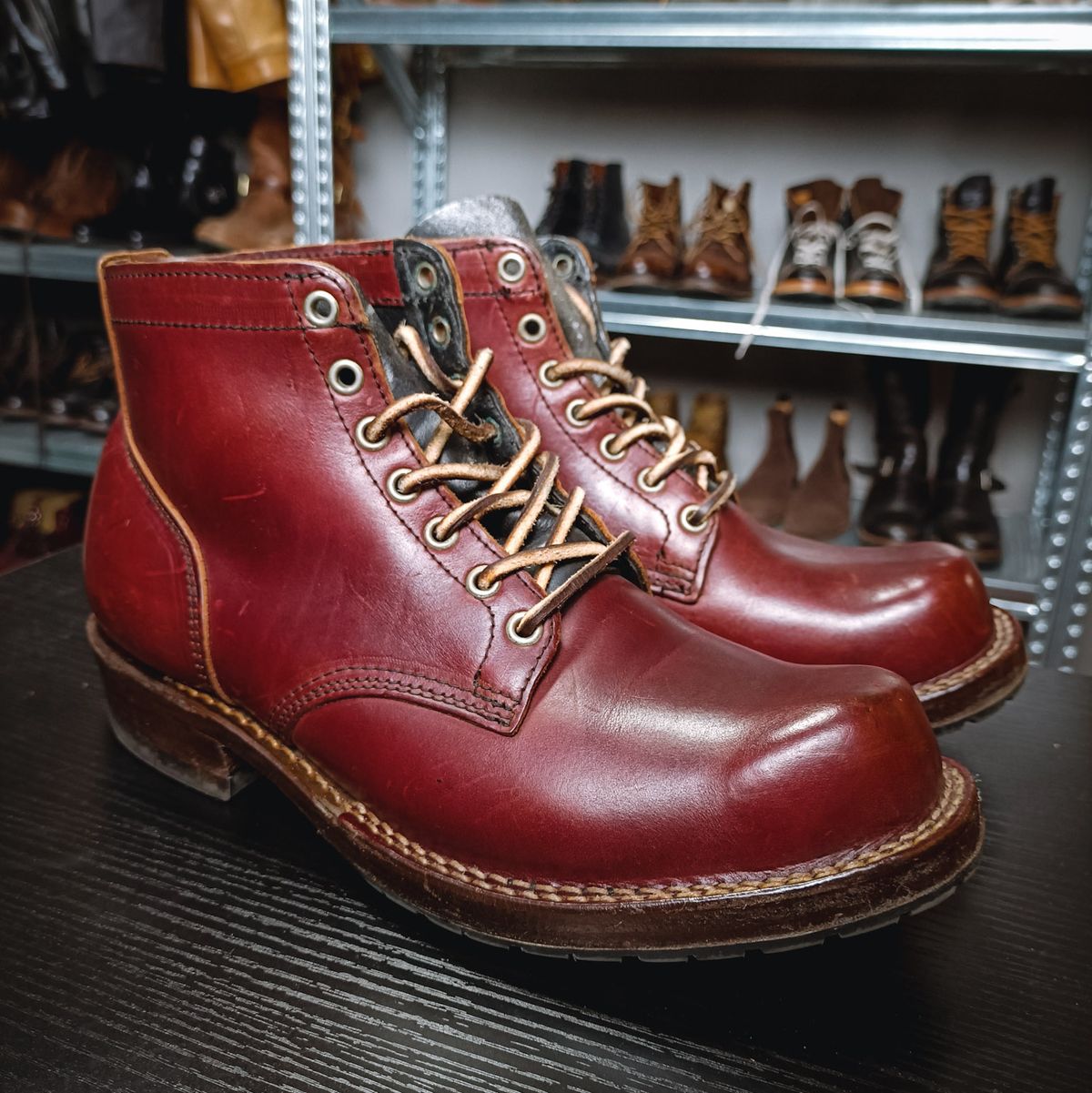 Photo by NeverGoneCG on October 14, 2022 of the Viberg Service Boot in Horween Color 8 Chromexcel.