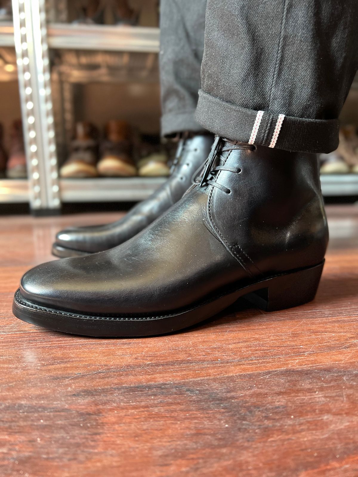 Photo by NeverGoneCG on October 2, 2022 of the XBXS George Boots in Guidi Black Horsehide.
