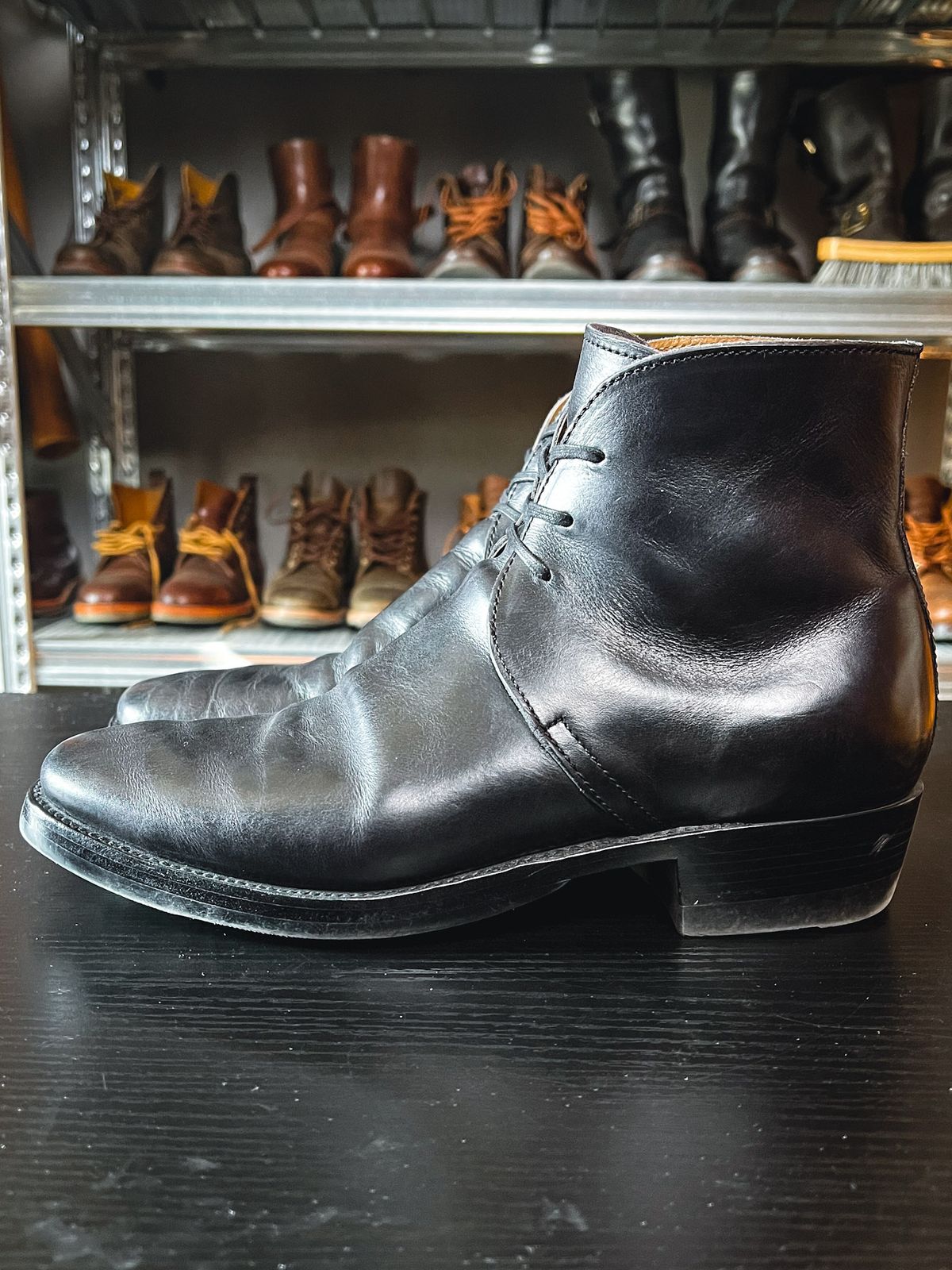 Photo by NeverGoneCG on November 2, 2022 of the XBXS George Boots in Guidi Black Horsehide.