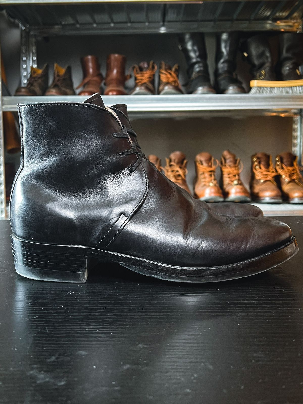 Photo by NeverGoneCG on November 2, 2022 of the XBXS George Boots in Guidi Black Horsehide.