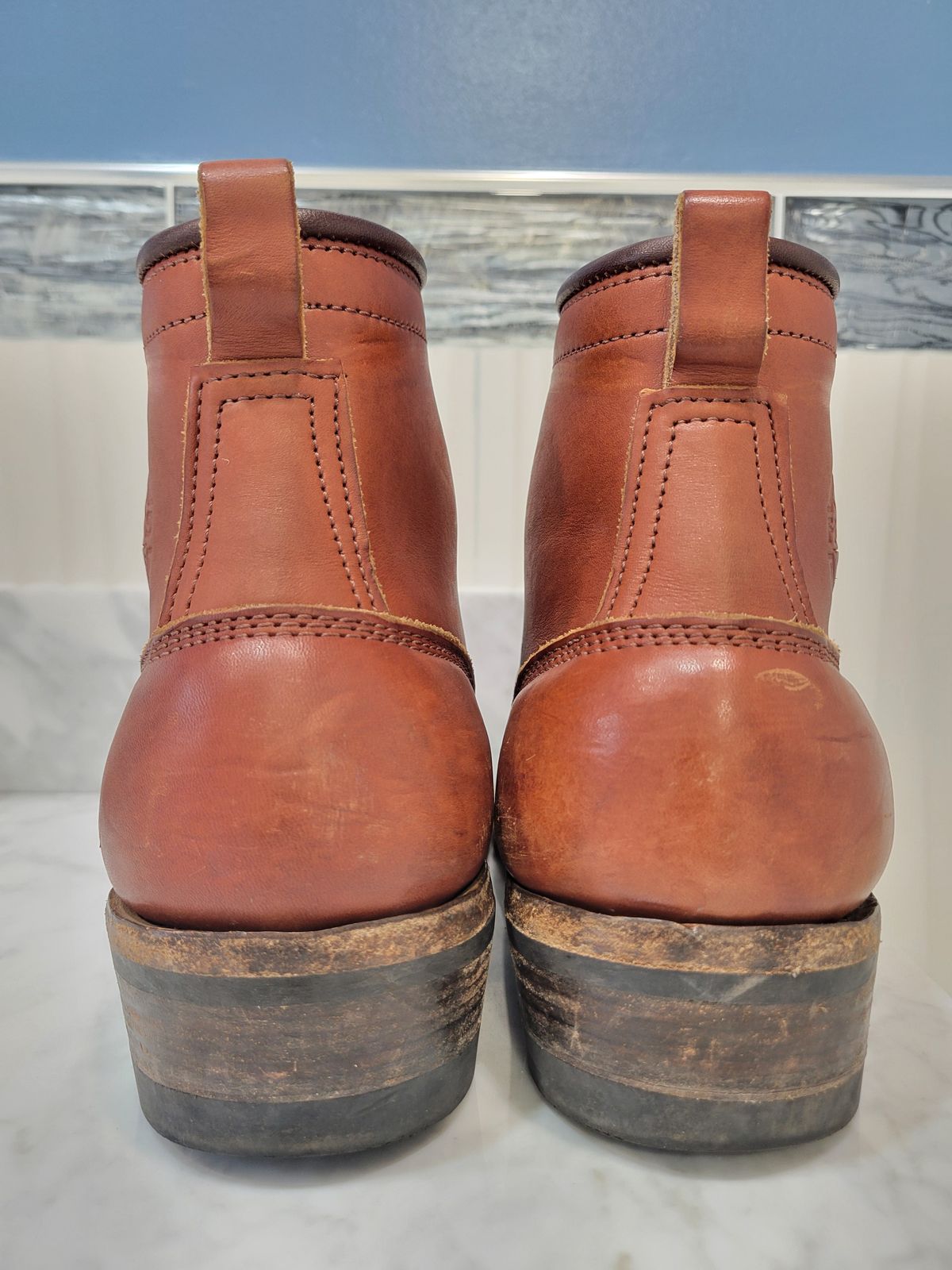 Photo by cherninHVAC on January 5, 2025 of the Frank's Boots Wilshire in Wickett & Craig Chestnut English Bridle.