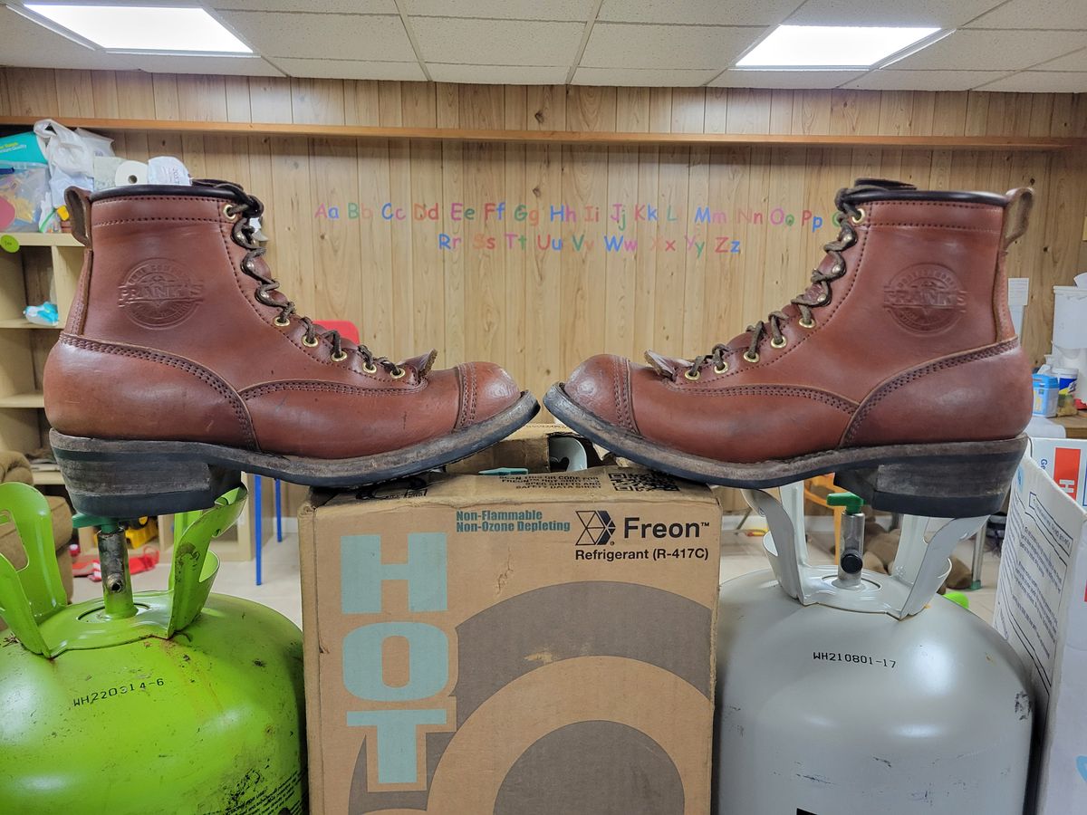 Photo by cherninHVAC on February 6, 2025 of the Frank's Boots Wilshire in Wickett & Craig Chestnut English Bridle.