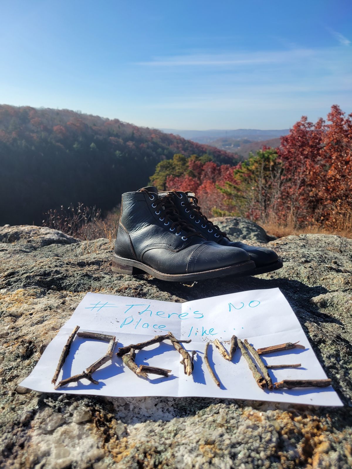 Photo by cherninHVAC on November 4, 2022 of the Thursday Vanguard in Horween Indigo Chromexcel.