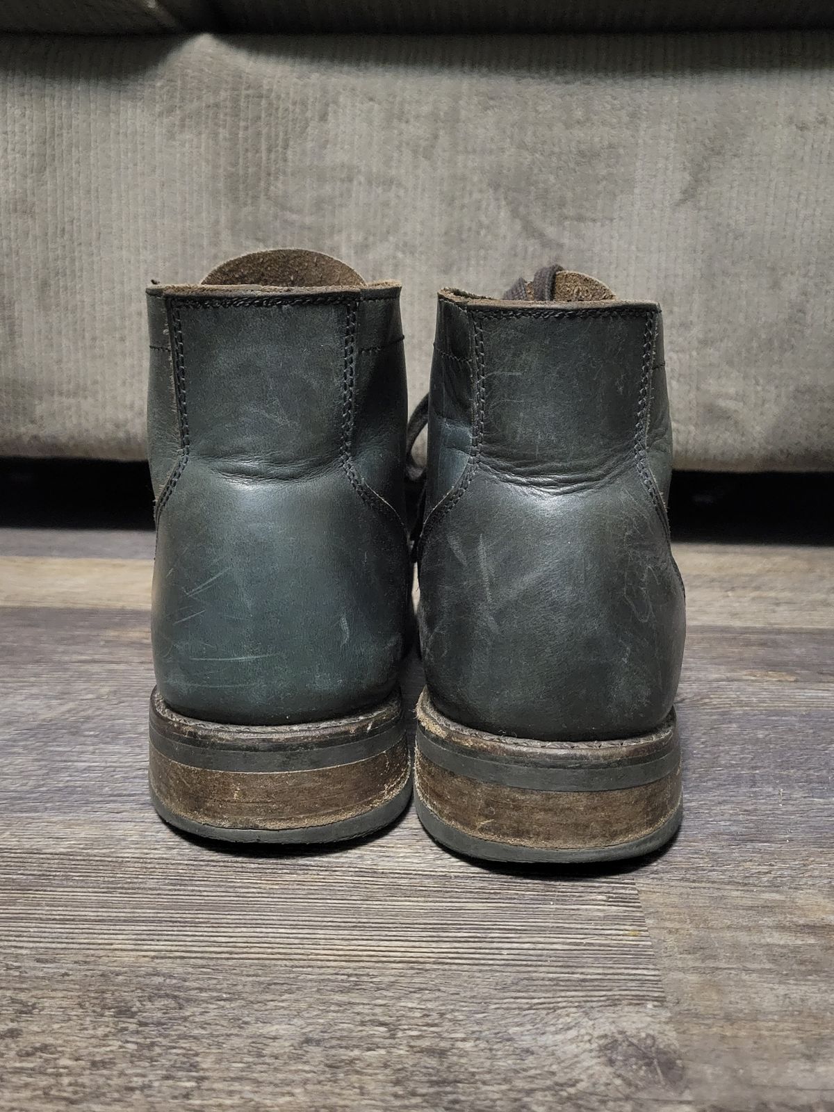 Photo by cherninHVAC on March 5, 2023 of the Thursday Vanguard in Horween Indigo Chromexcel.