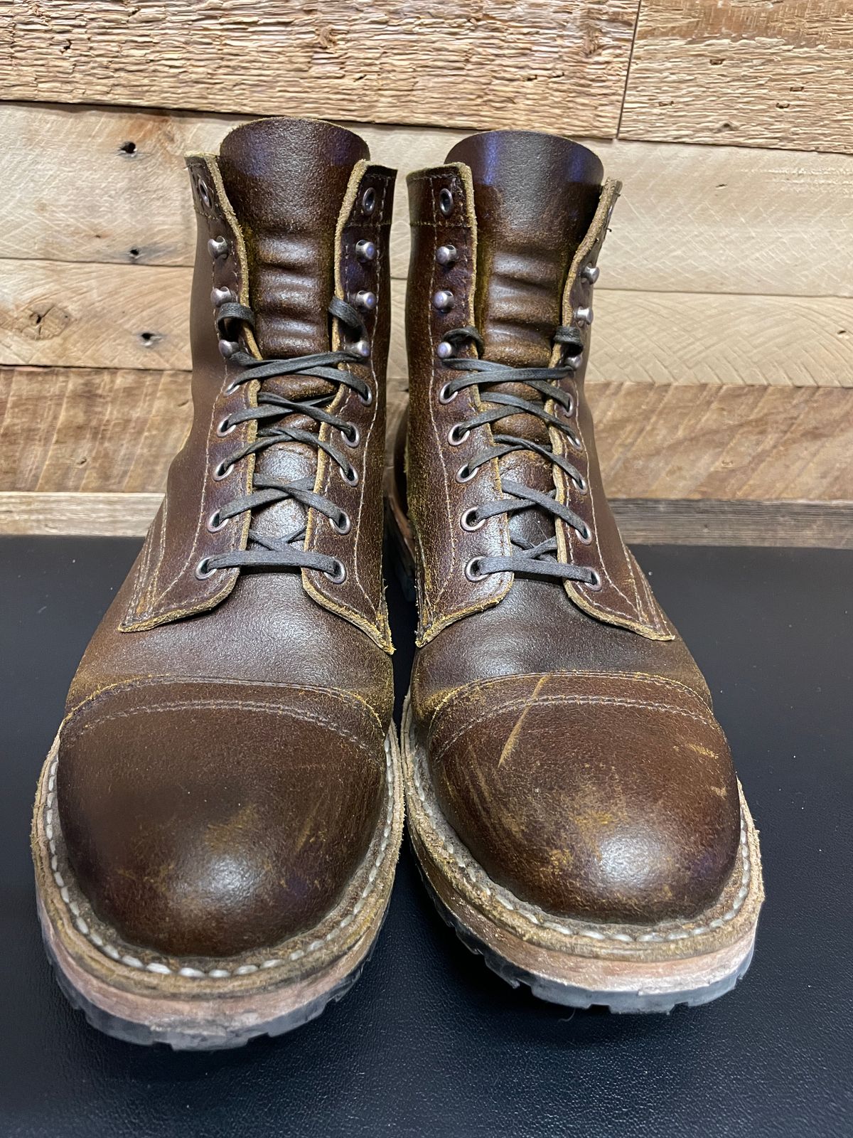 Photo by nucleardelorean on March 6, 2024 of the White's MP-Sherman Toe Cap in Horween Cinnamon Waxed Flesh.