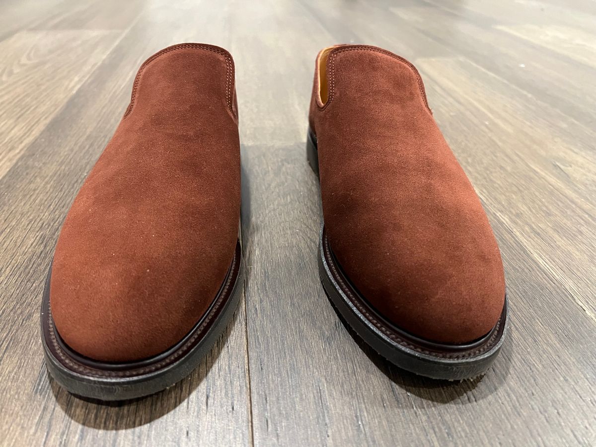 Photo by sixstringsmash on November 1, 2023 of the Viberg Slipper in Terre Calf Suede.