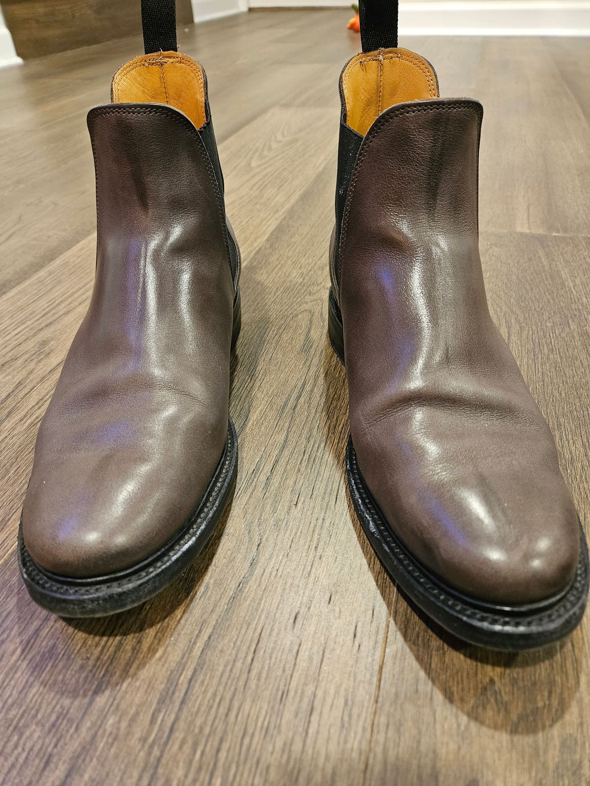 Photo by sixstringsmash on January 5, 2024 of the Viberg Chelsea in C.F. Stead Winter Smoke Classic Calf.