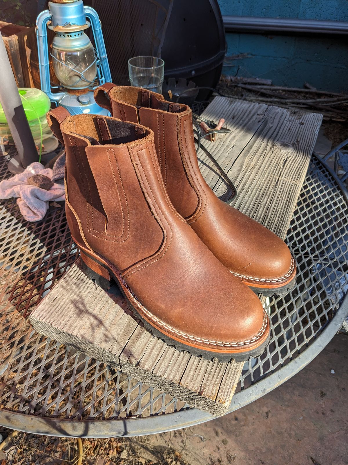 Photo by ninjagin on October 1, 2023 of the Nicks Work Chelsea in Seidel 1964 Brown.