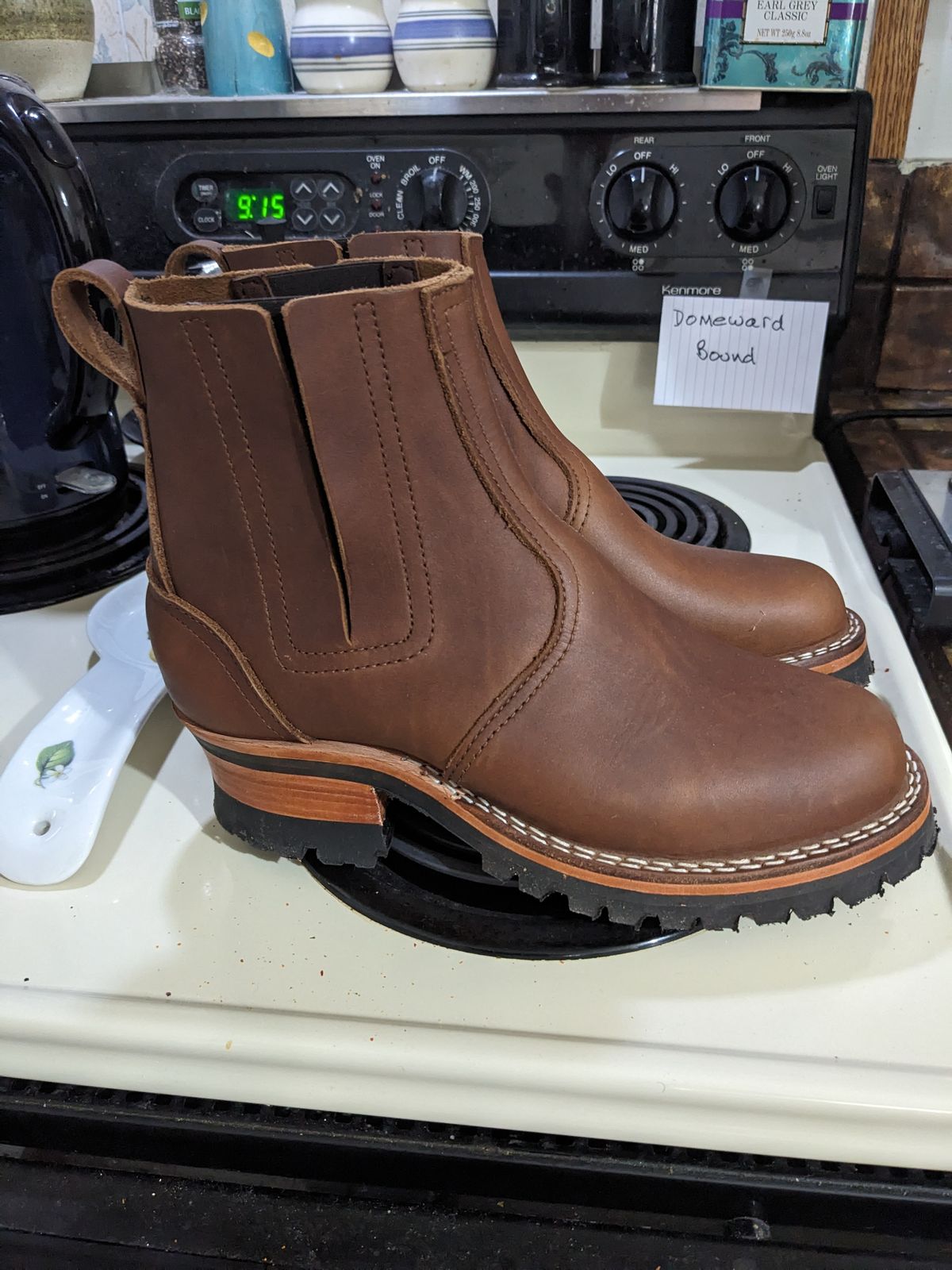 Photo by ninjagin on October 1, 2023 of the Nicks Work Chelsea in Seidel 1964 Brown.