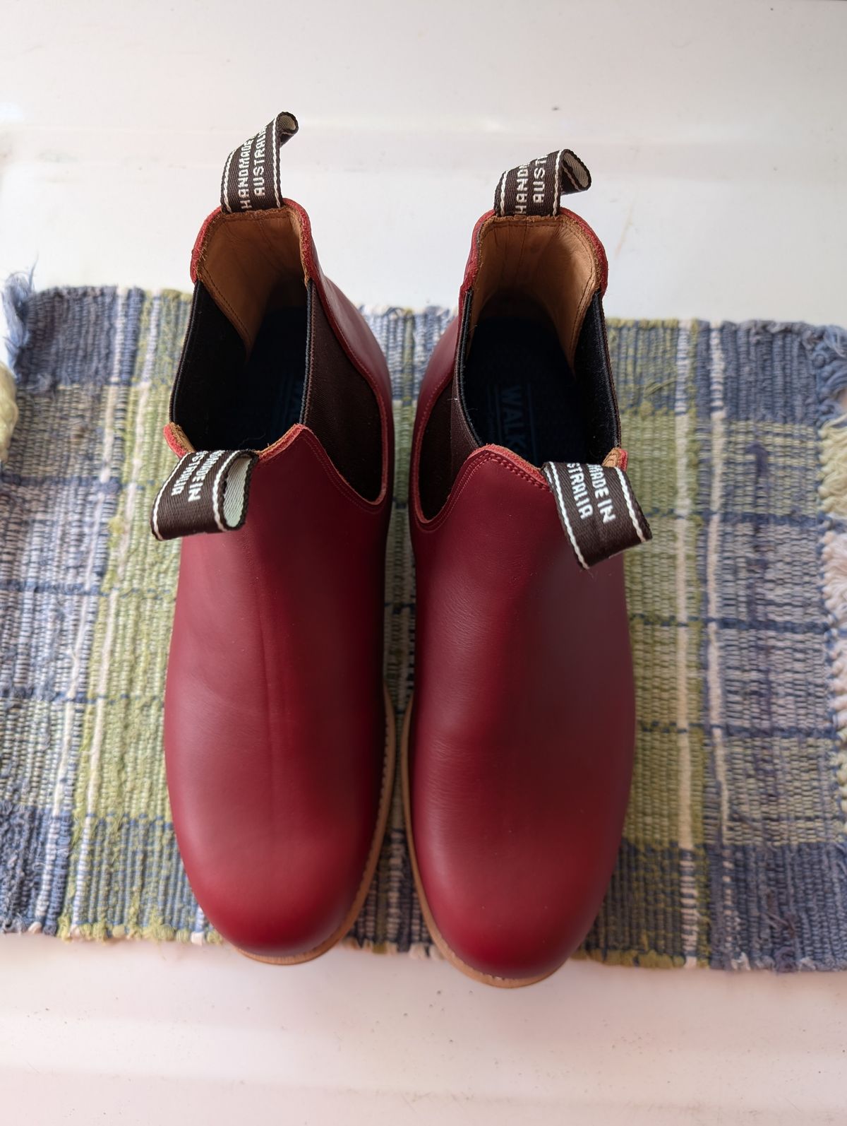 Photo by ninjagin on October 1, 2024 of the Wootten Jack Gusset in Bowden Red.